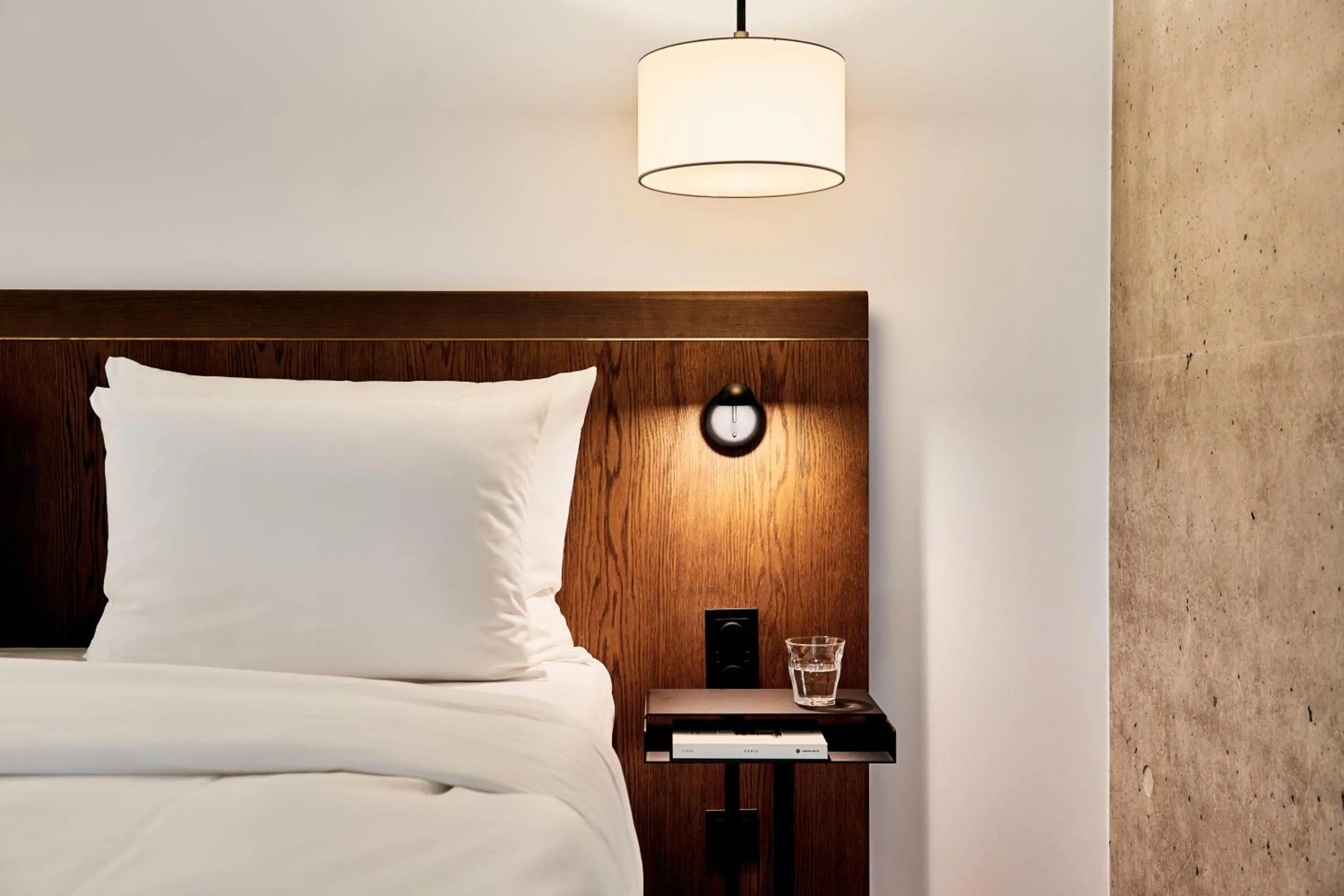 Bed in Karl August - a Neighborhood Hotel