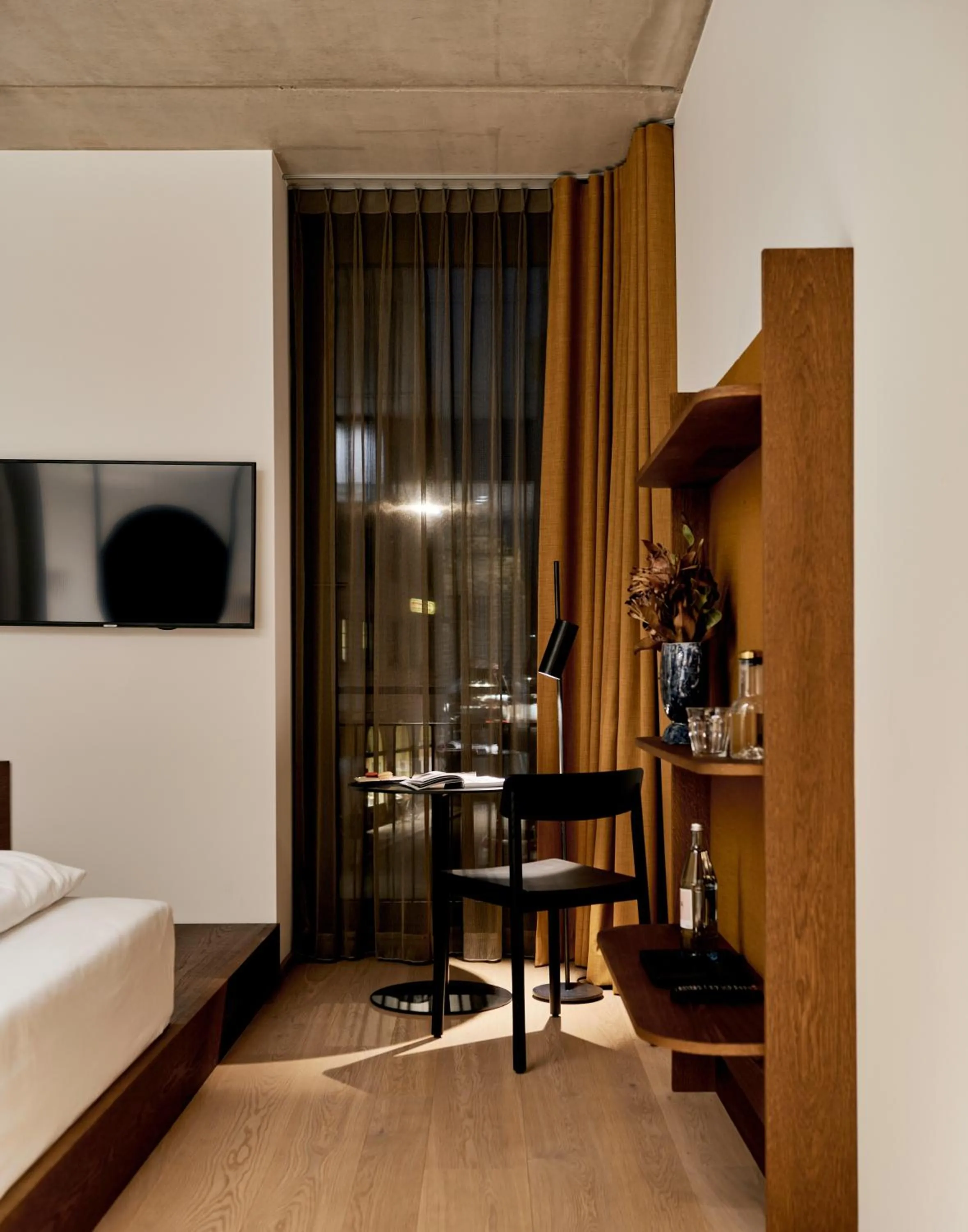 Photo of the whole room, Bed in Karl August - a Neighborhood Hotel