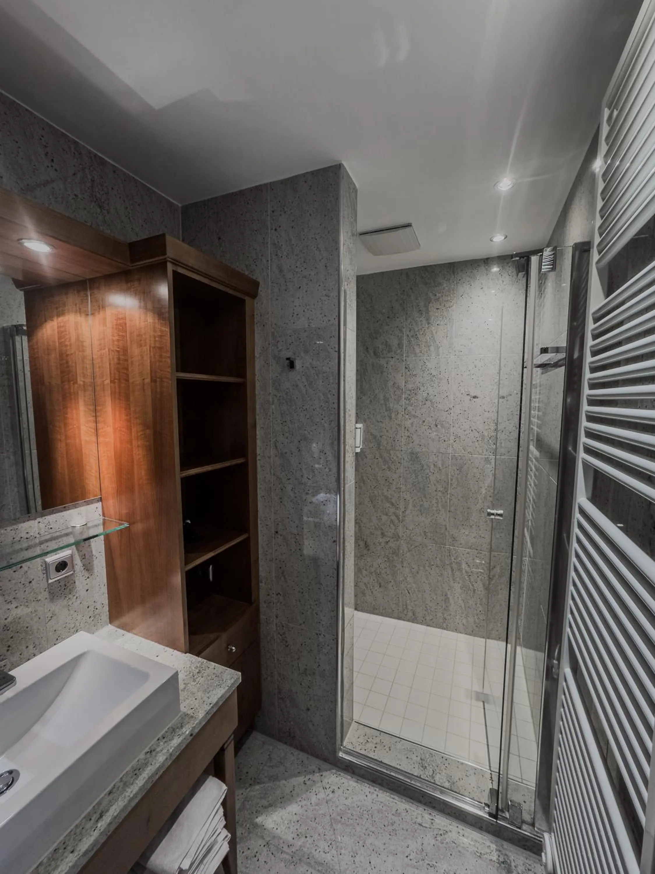 Shower in Sportschule Oberhaching