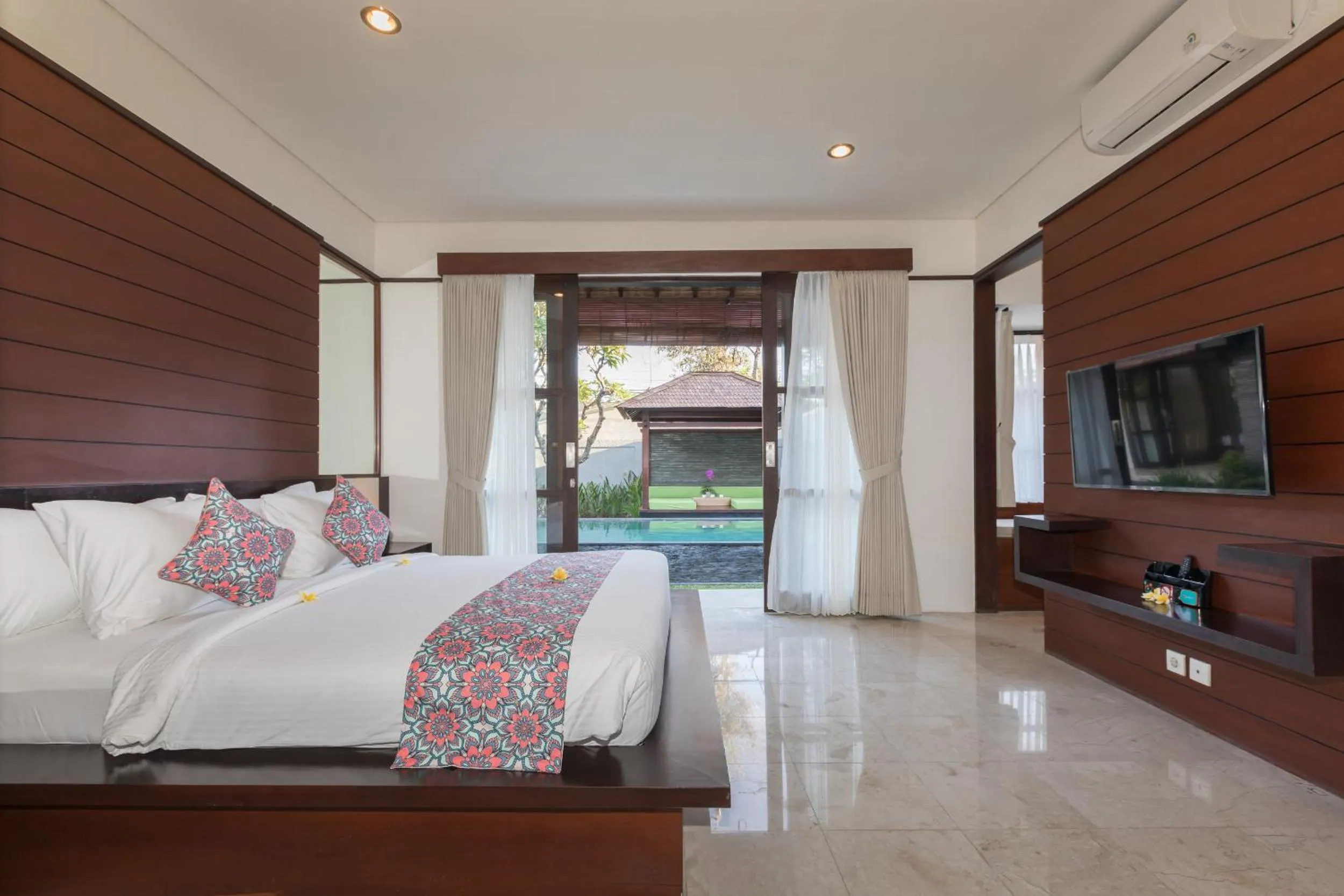 Bedroom, Bed in Villa Litera Seminyak Bali