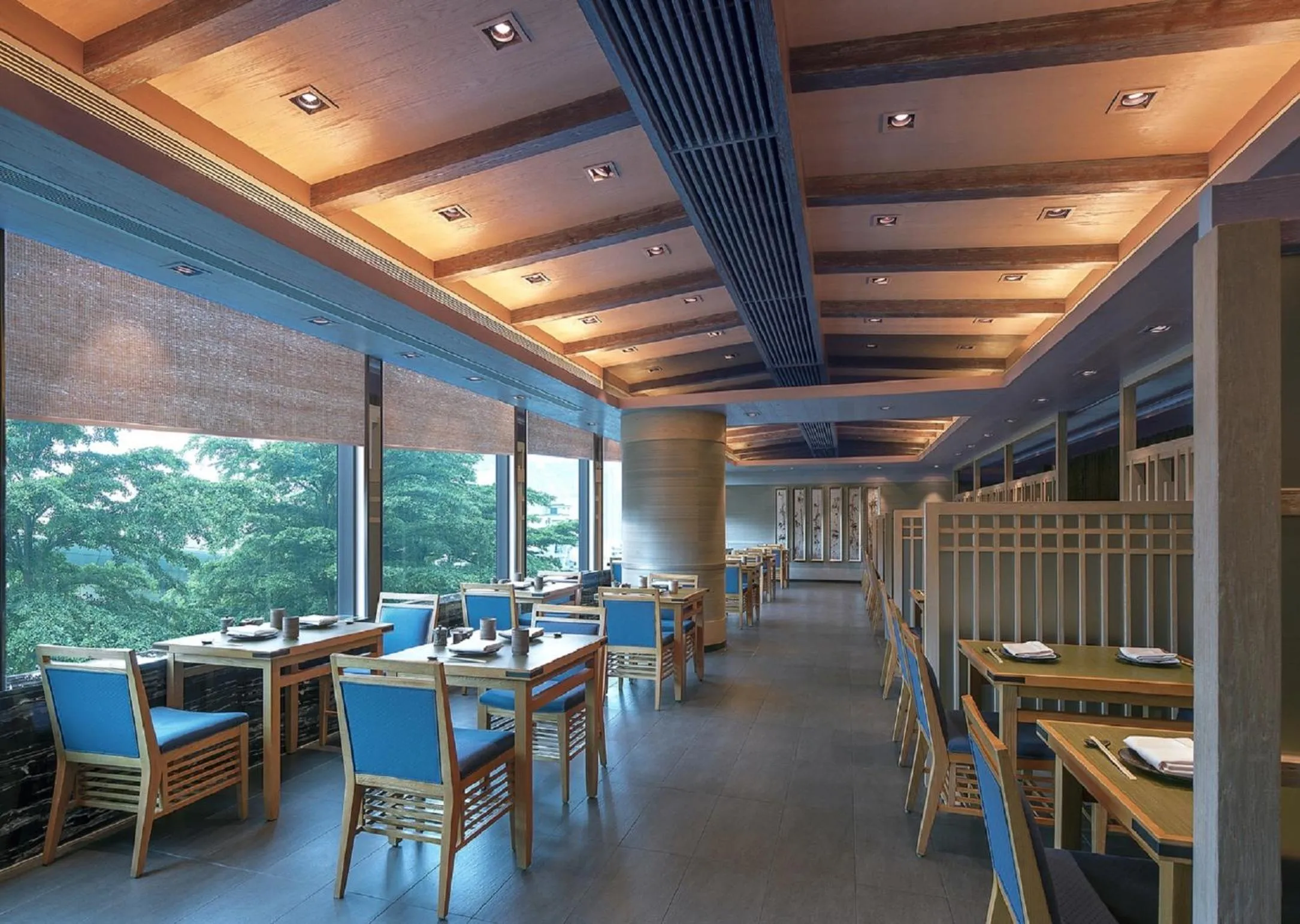 Restaurant/places to eat in New World Millennium Hong Kong Hotel