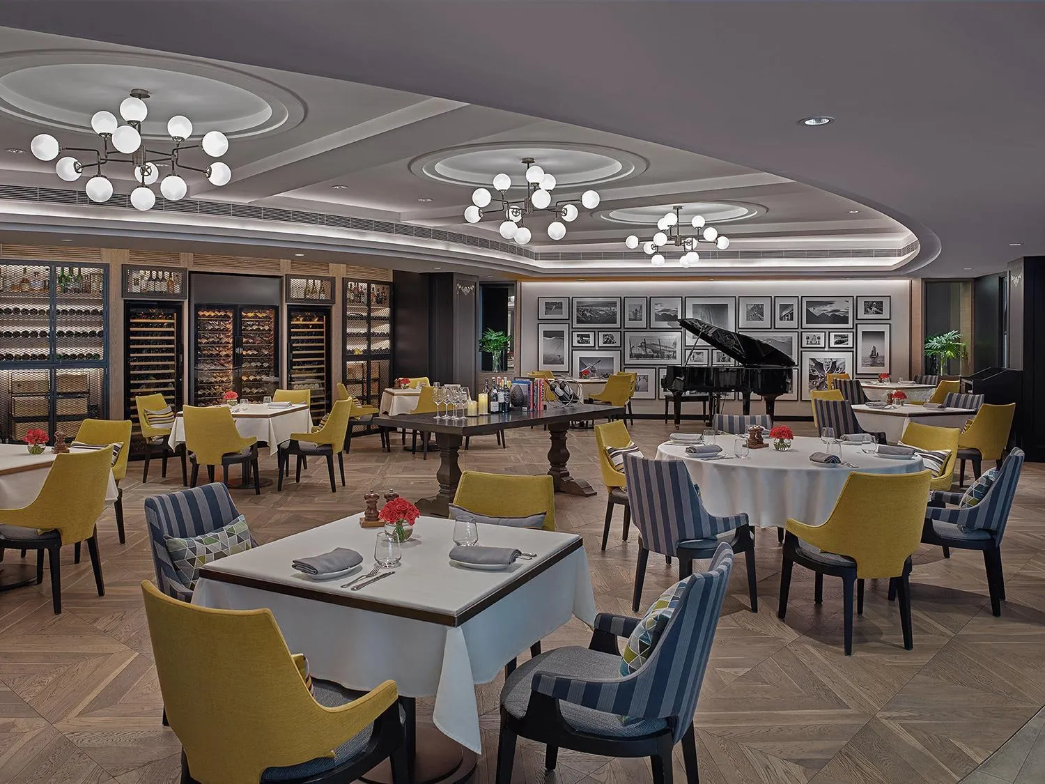 Restaurant/places to eat in New World Millennium Hong Kong Hotel