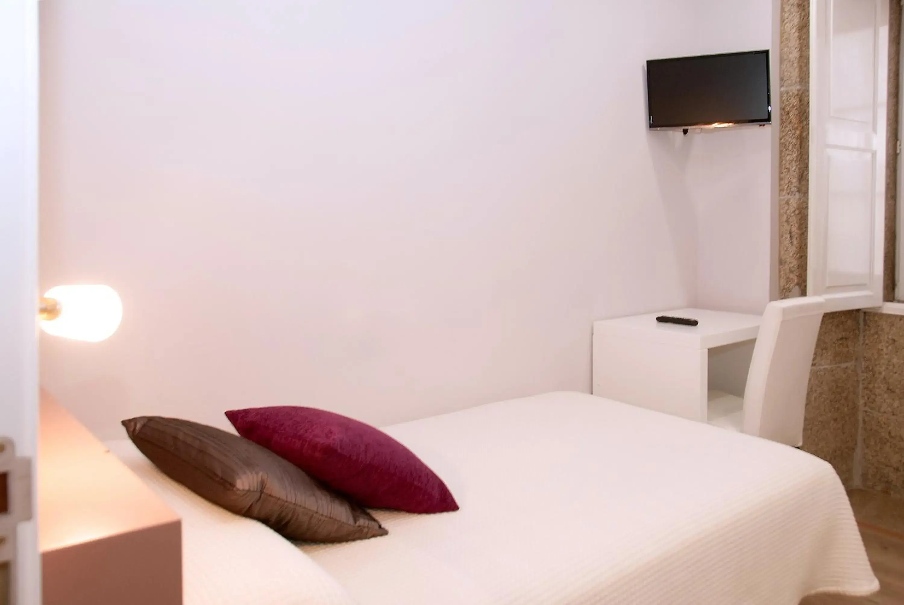 Single Room - single occupancy in Linares Rooms Santiago Single Room - single occupancy in Linares Rooms Santiago