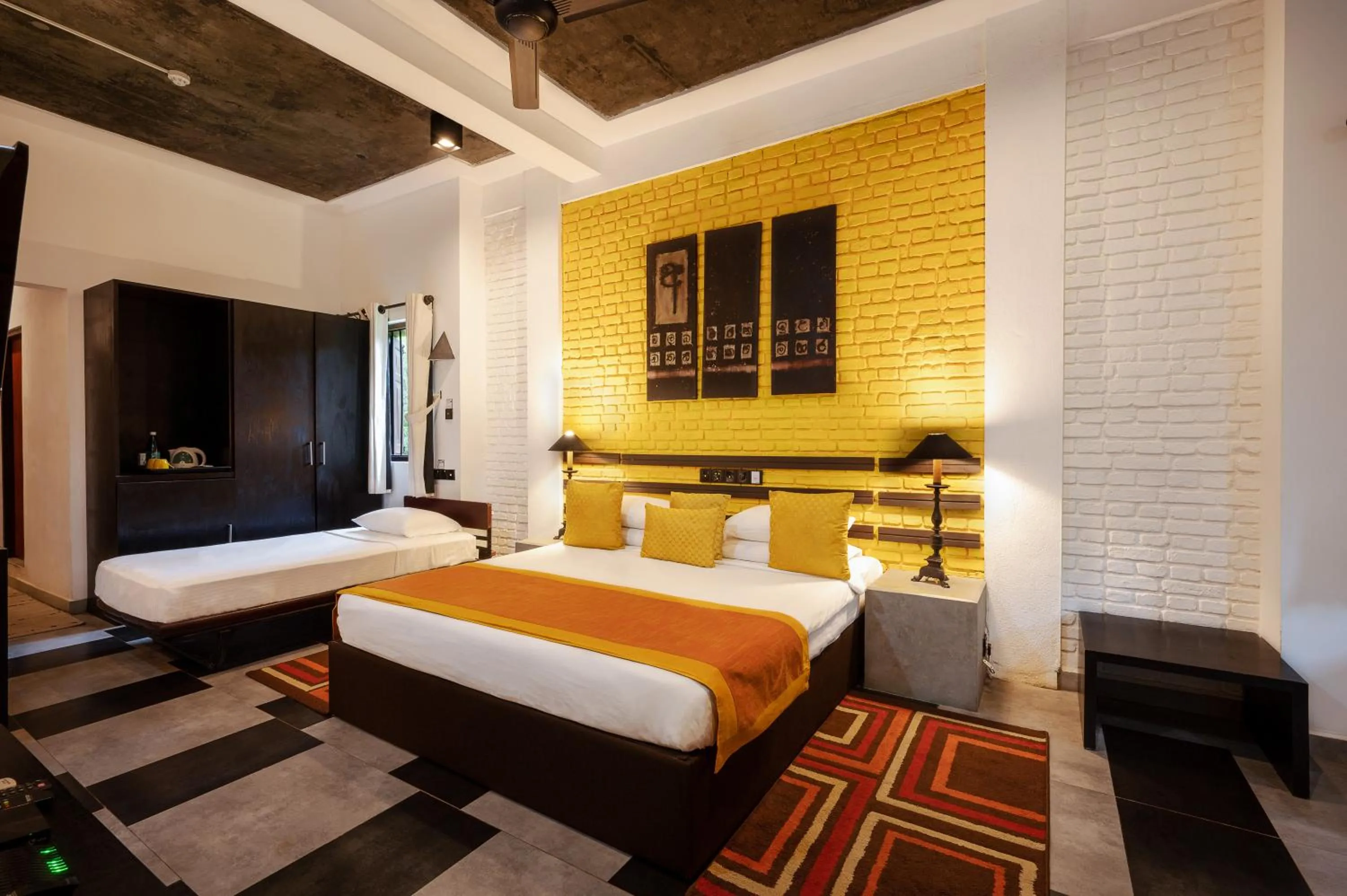 Bedroom, Bed in Arika Villa - Special Deals on F&B and Spa Treatments