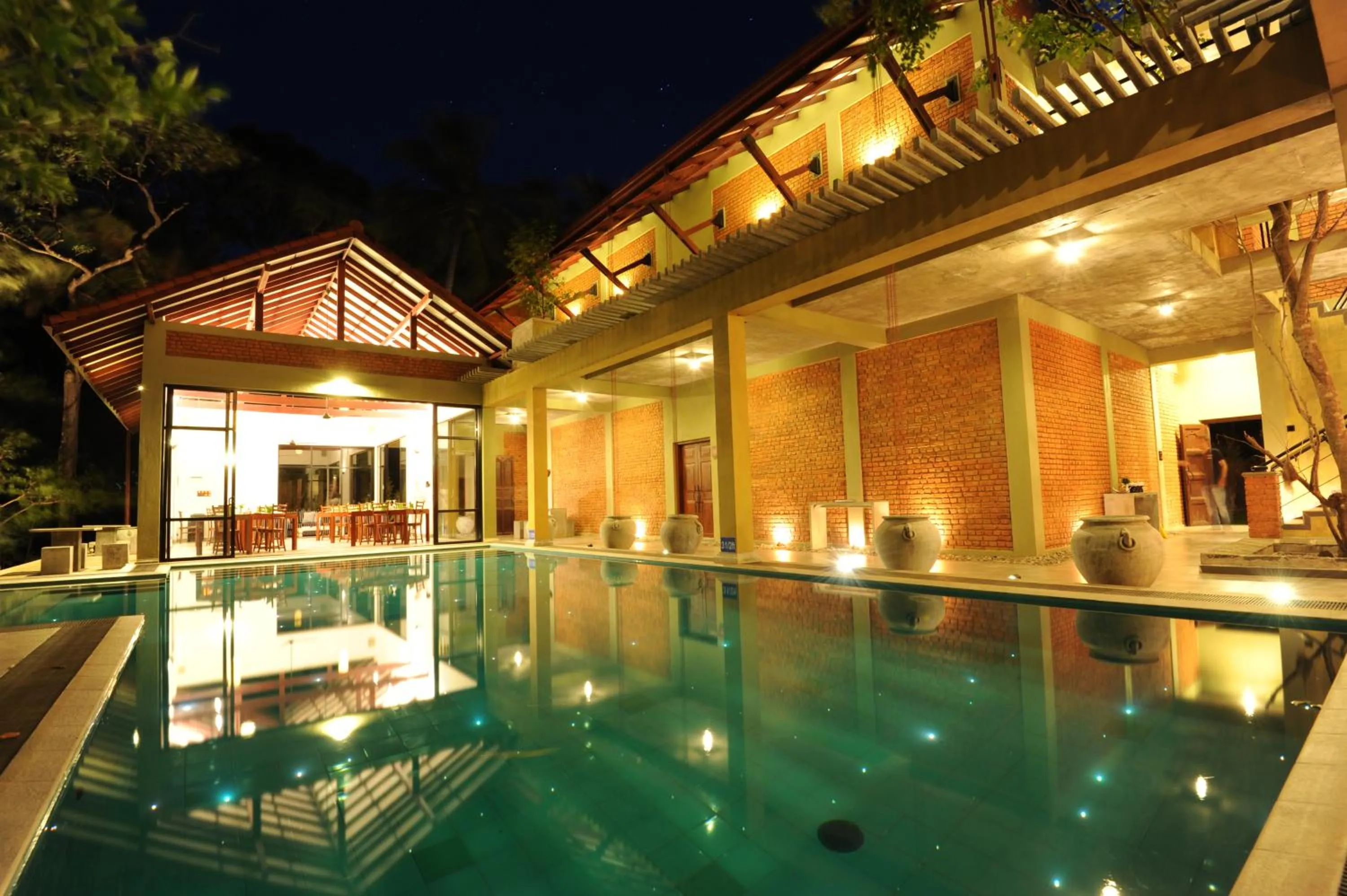 Swimming pool in Arika Villa - Special Deals on F&B and Spa Treatments