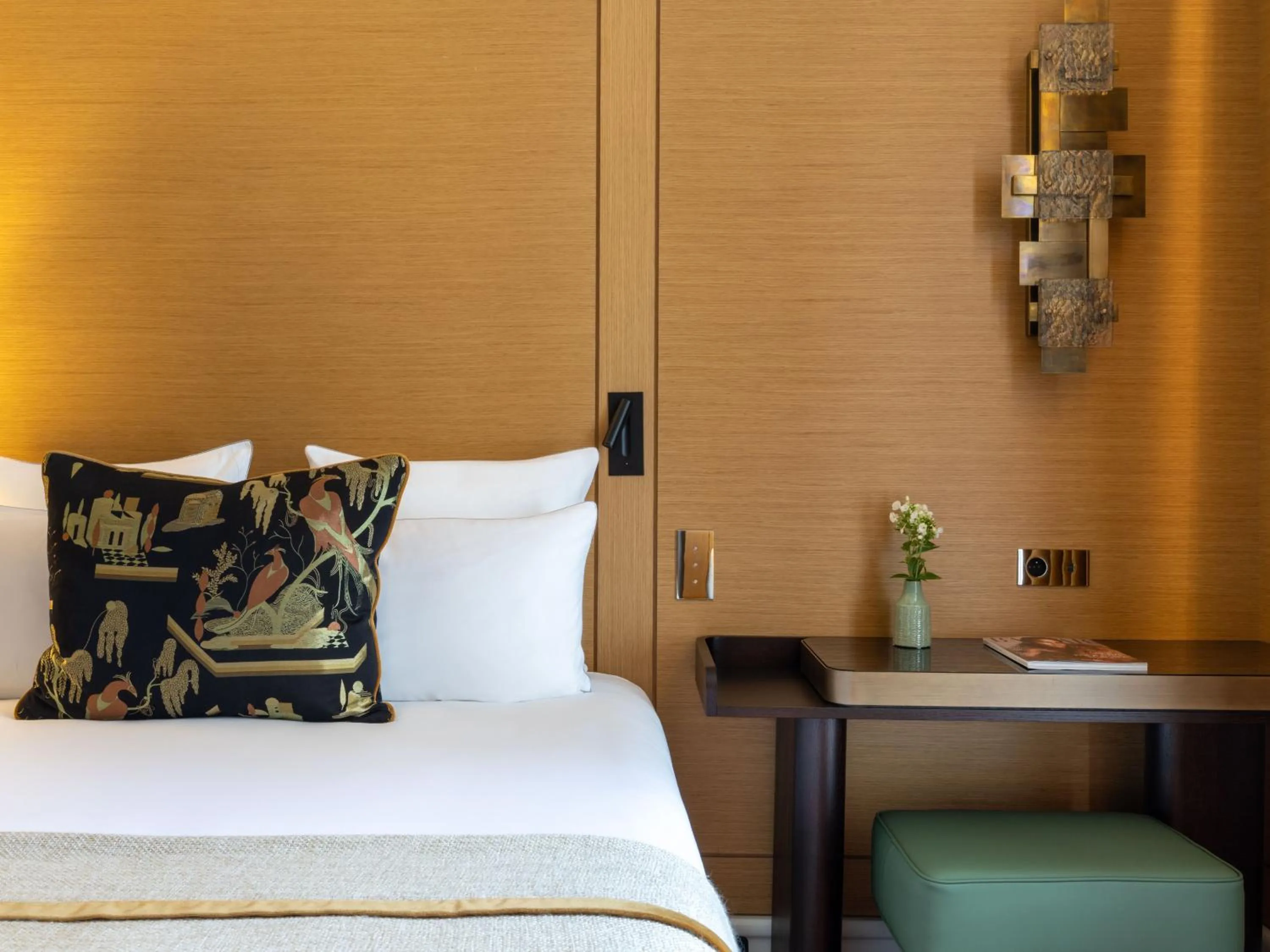 Bedroom, Bed in Hôtel De Sers Champs Elysées Paris