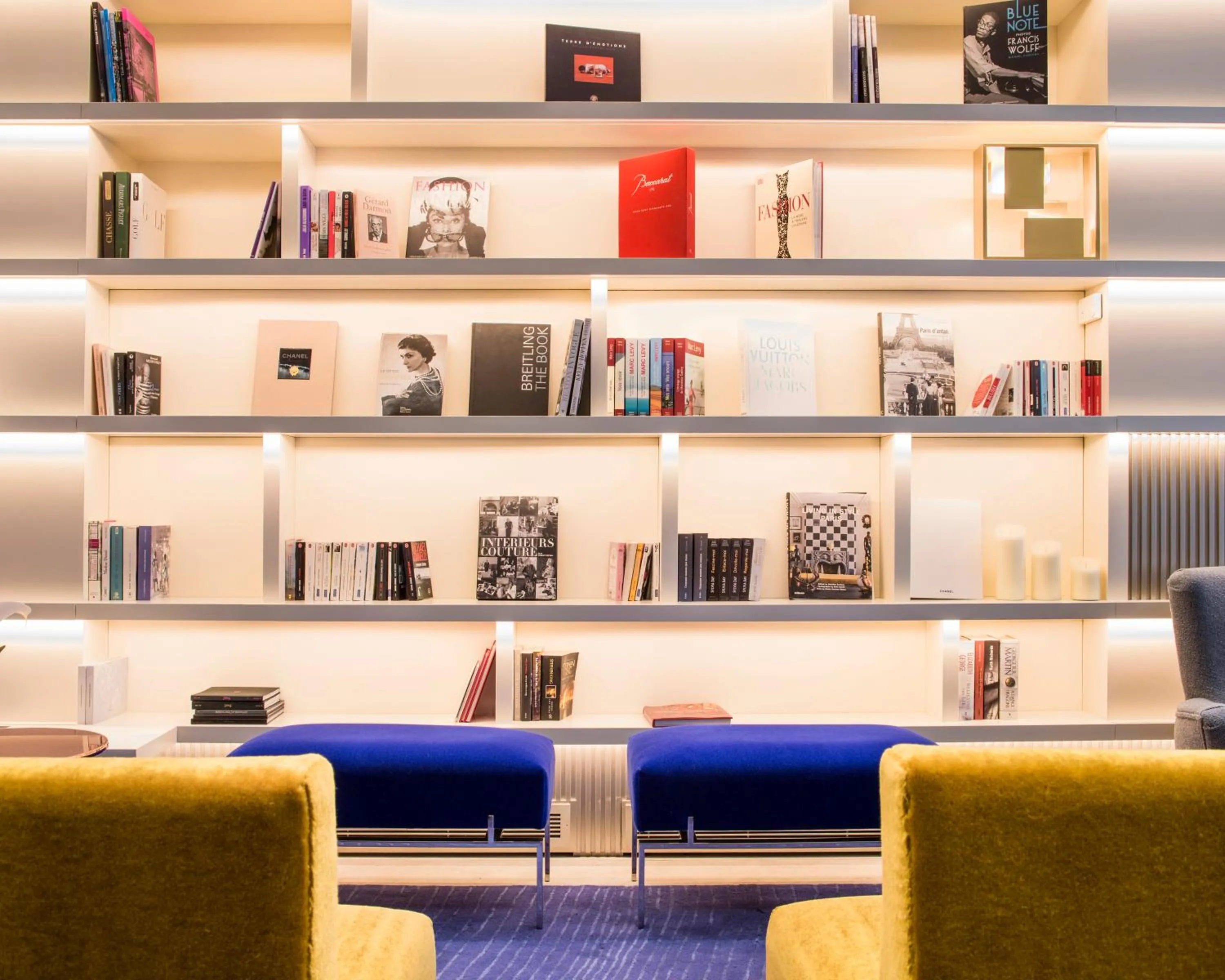 Library in Hôtel De Sers Champs Elysées Paris