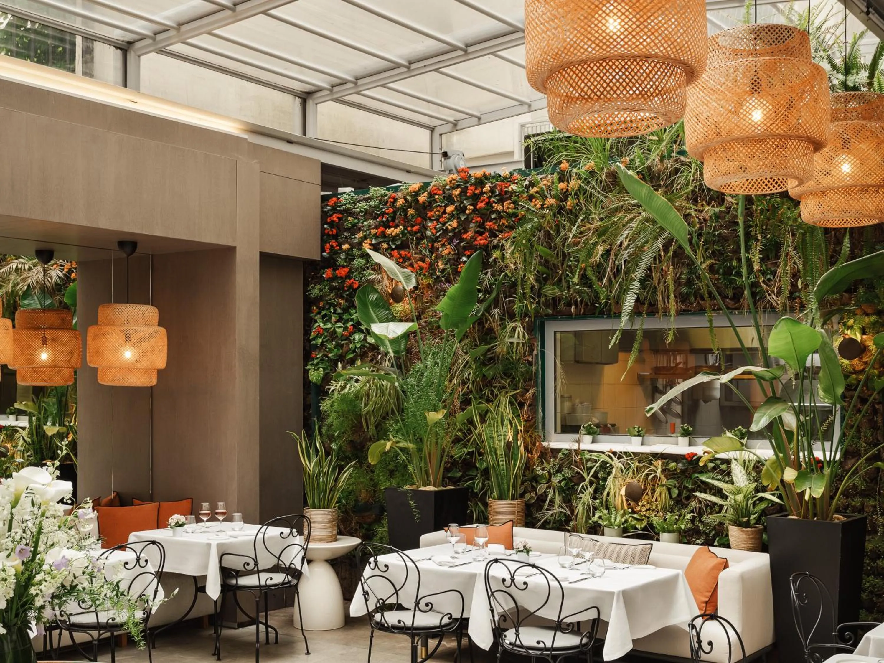 Patio in Hôtel De Sers Champs Elysées Paris