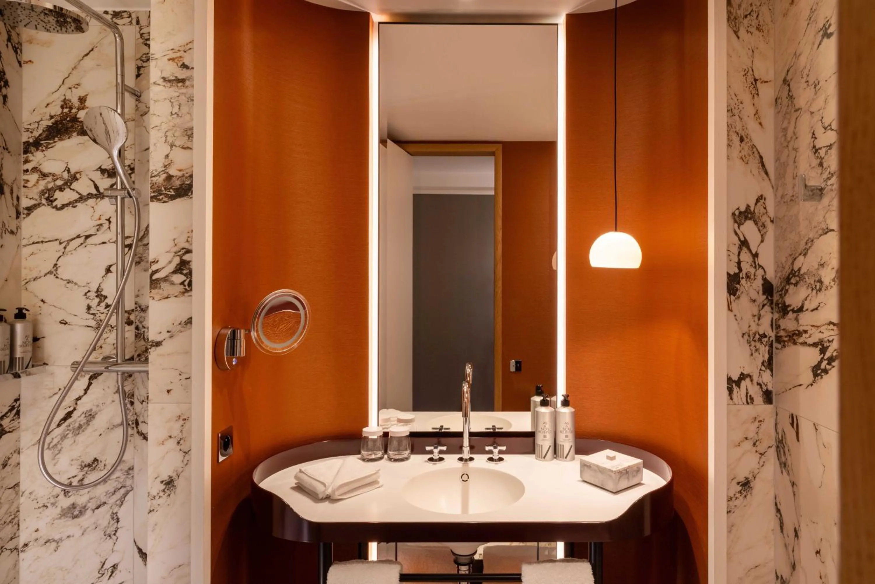 Shower in Hôtel De Sers Champs Elysées Paris