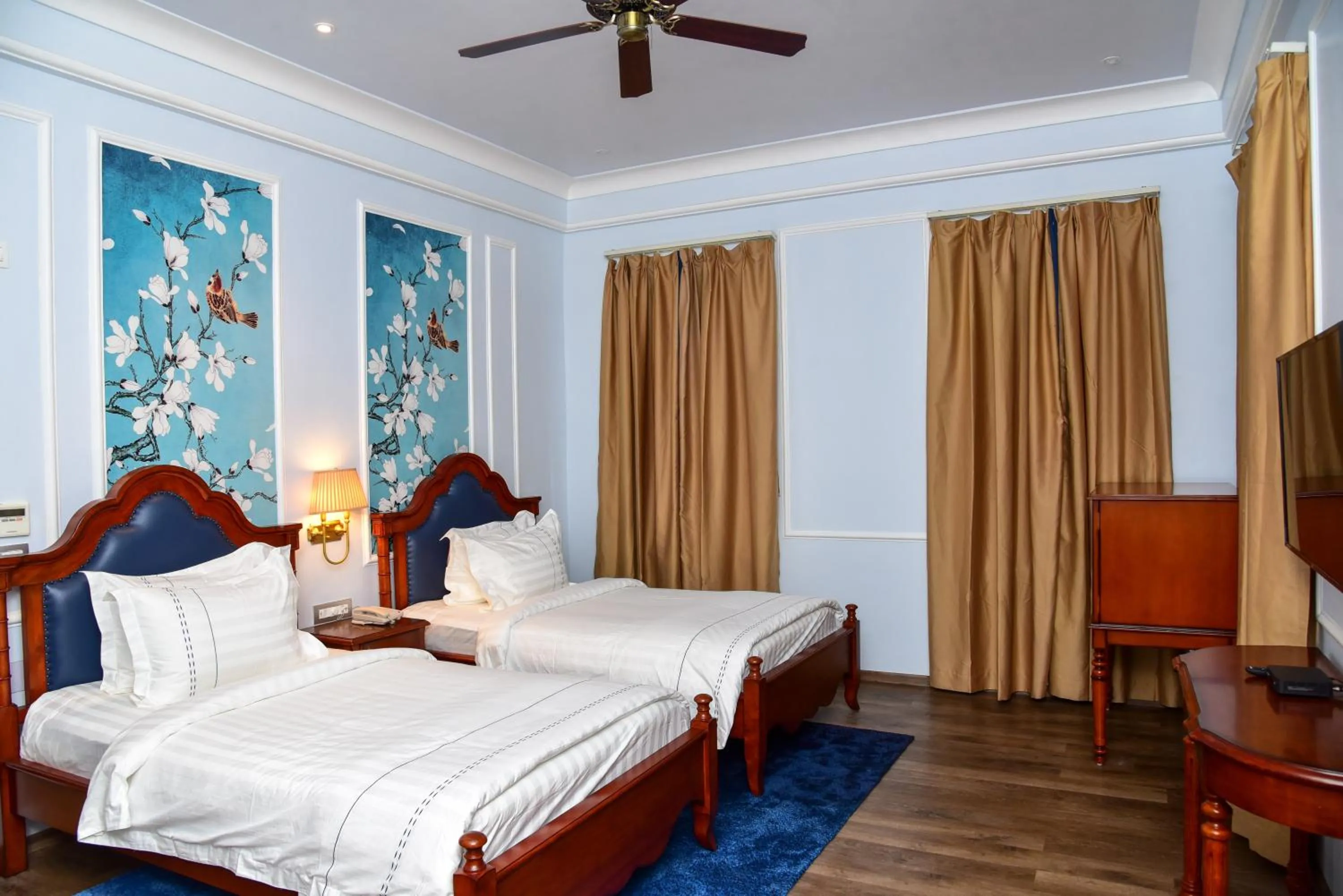 Bed in Jhadol Vijay Vilas Near Lake Pichola