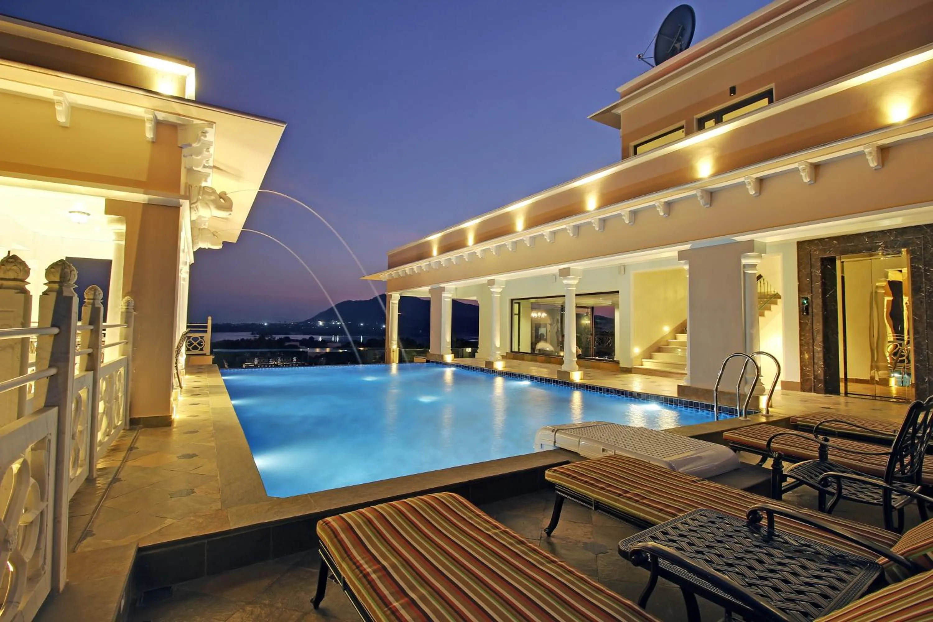 Property building in Jhadol Vijay Vilas Near Lake Pichola