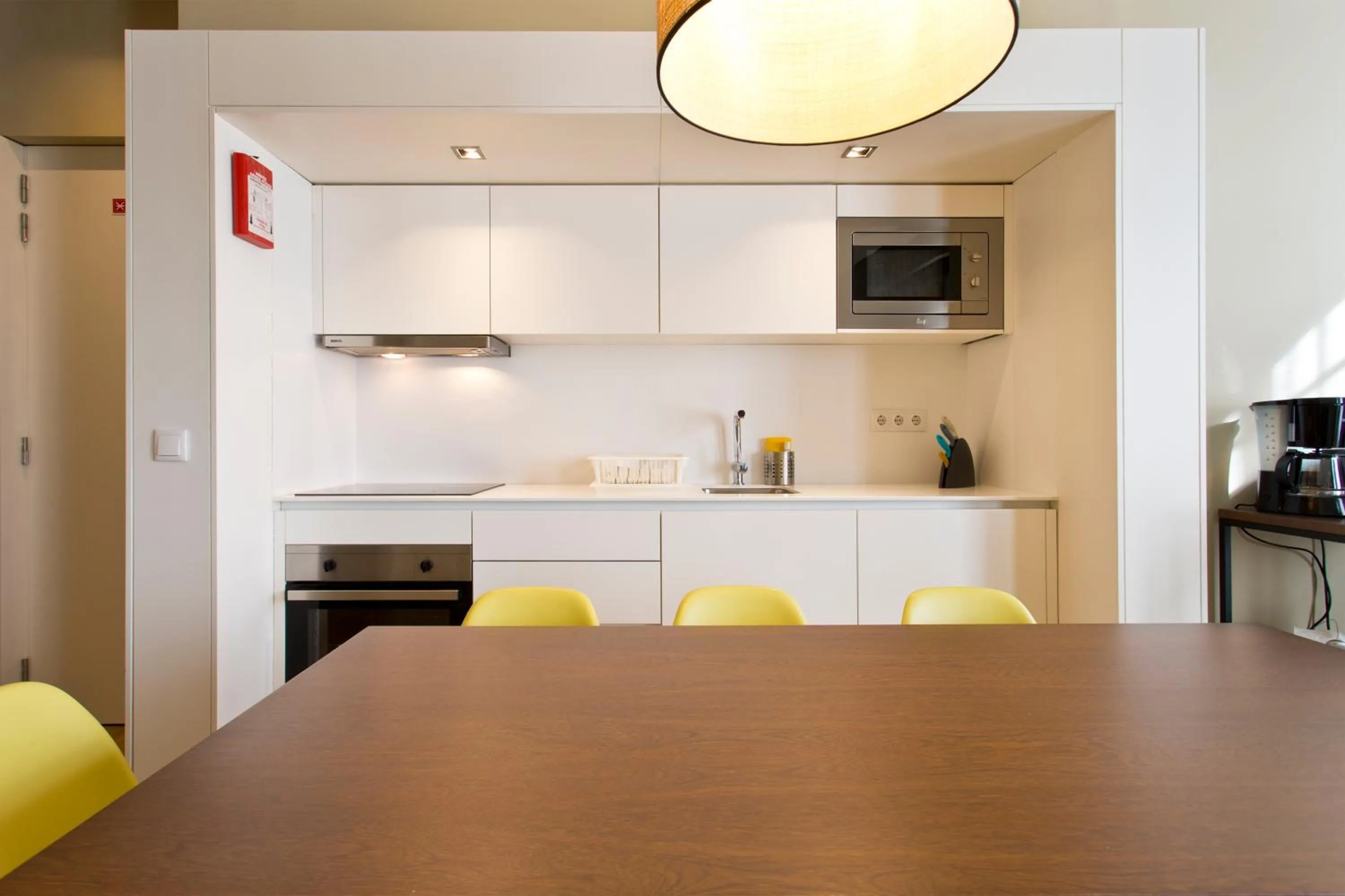 Kitchen or kitchenette in RVA - Porto Central Flats