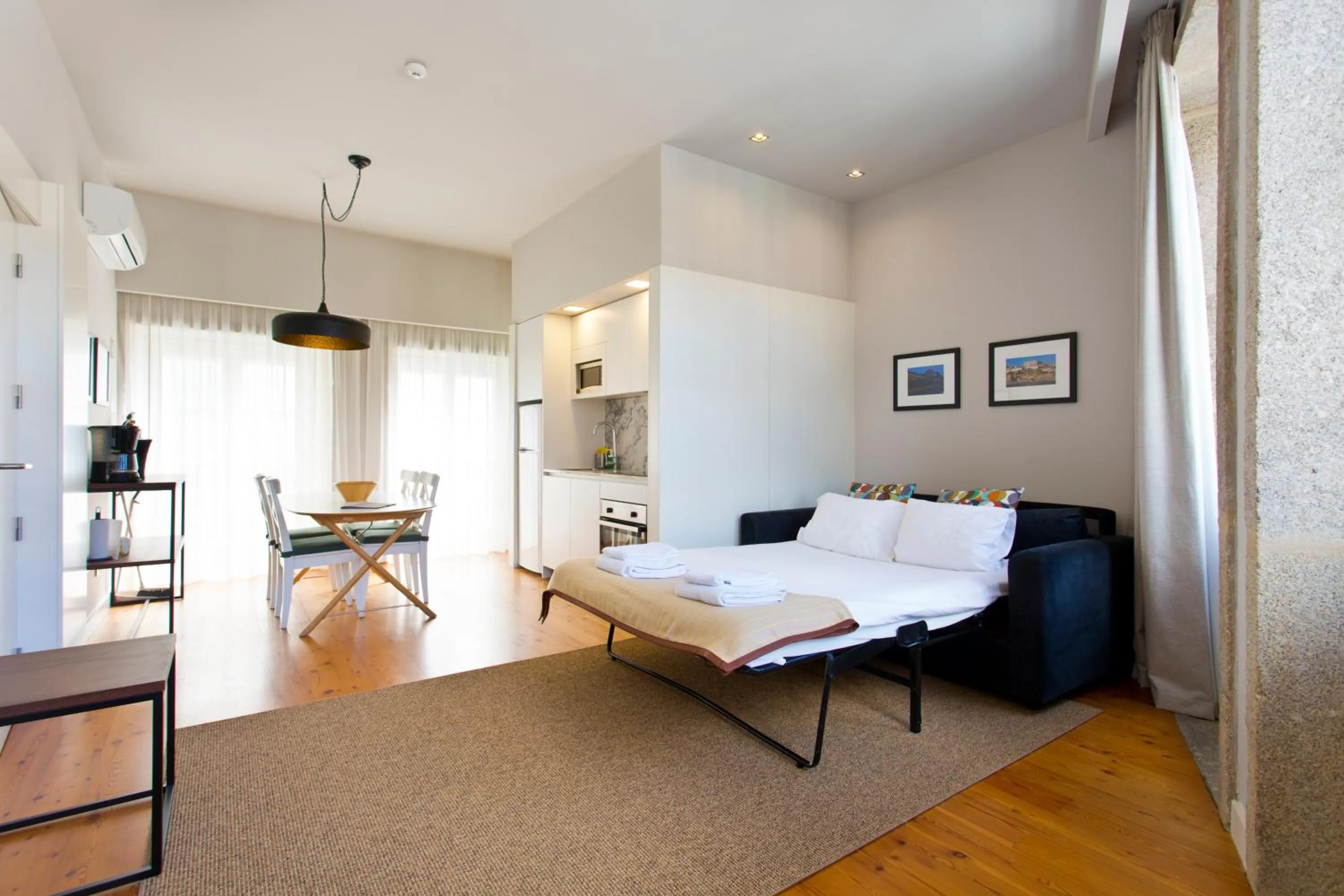 Bed in RVA - Porto Central Flats