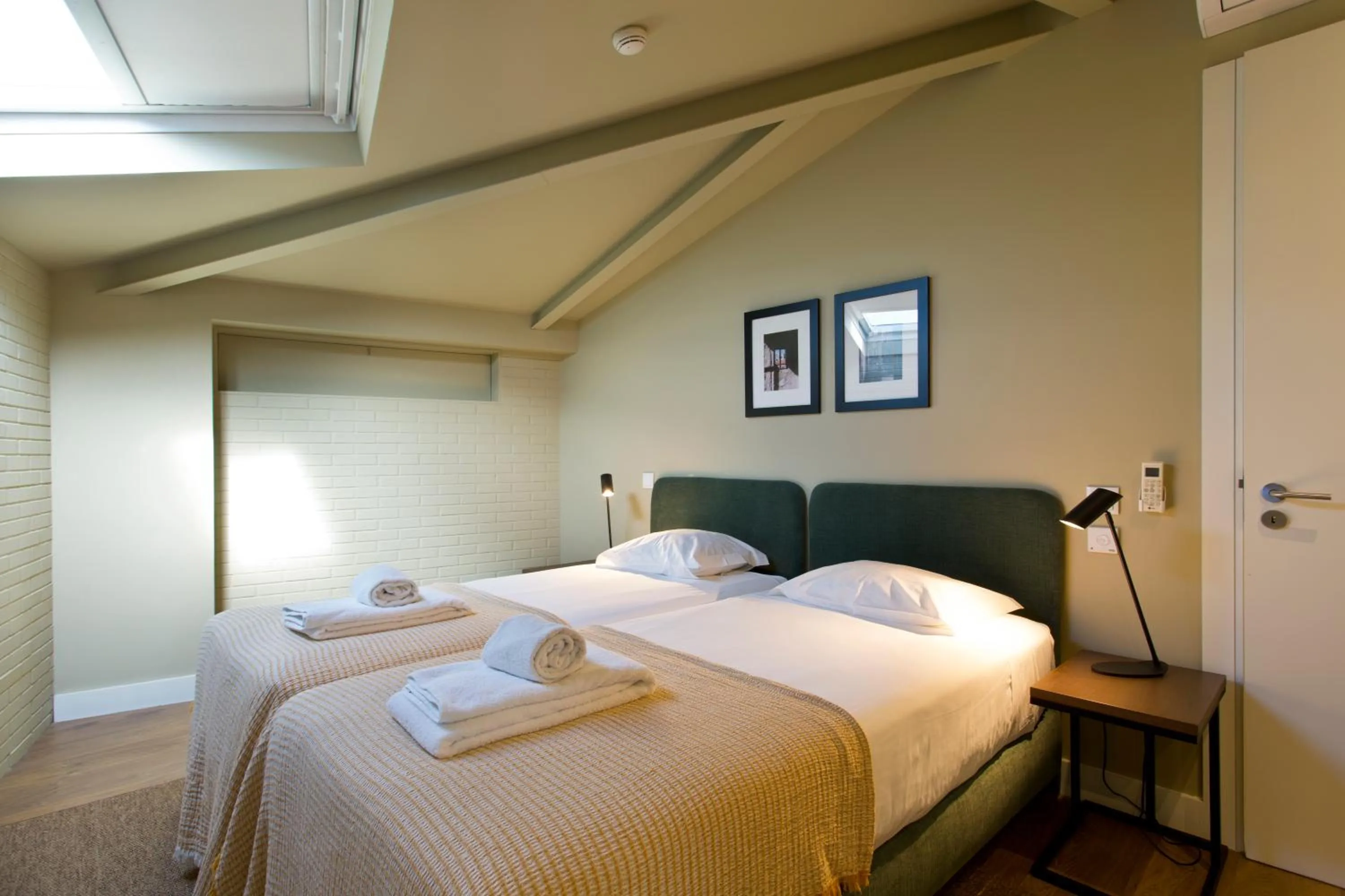 Bed in RVA - Porto Central Flats