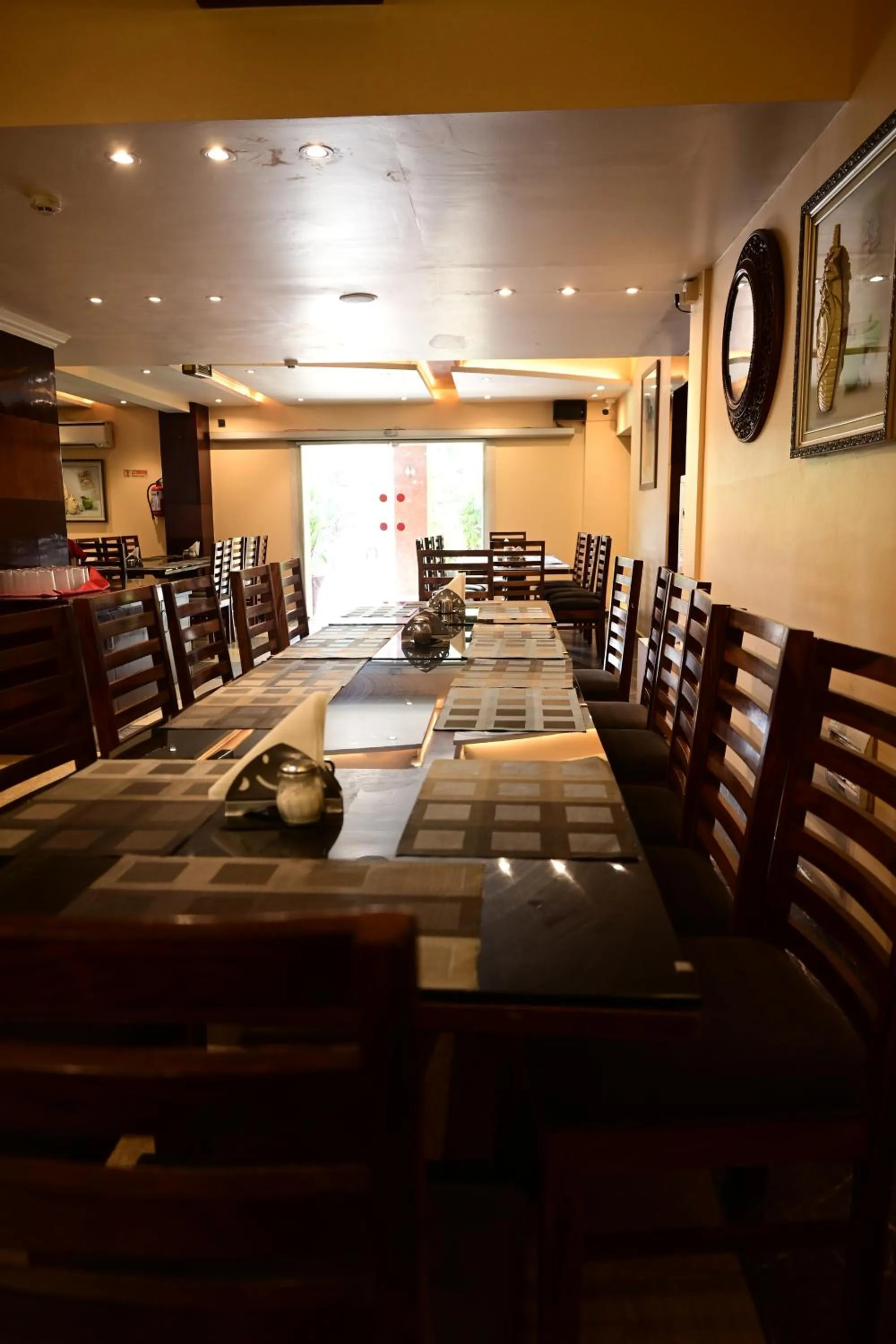 Restaurant/places to eat in De Alturas Resort