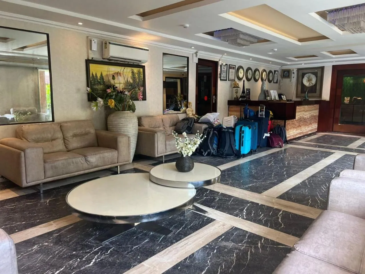 Lobby or reception in De Alturas Resort