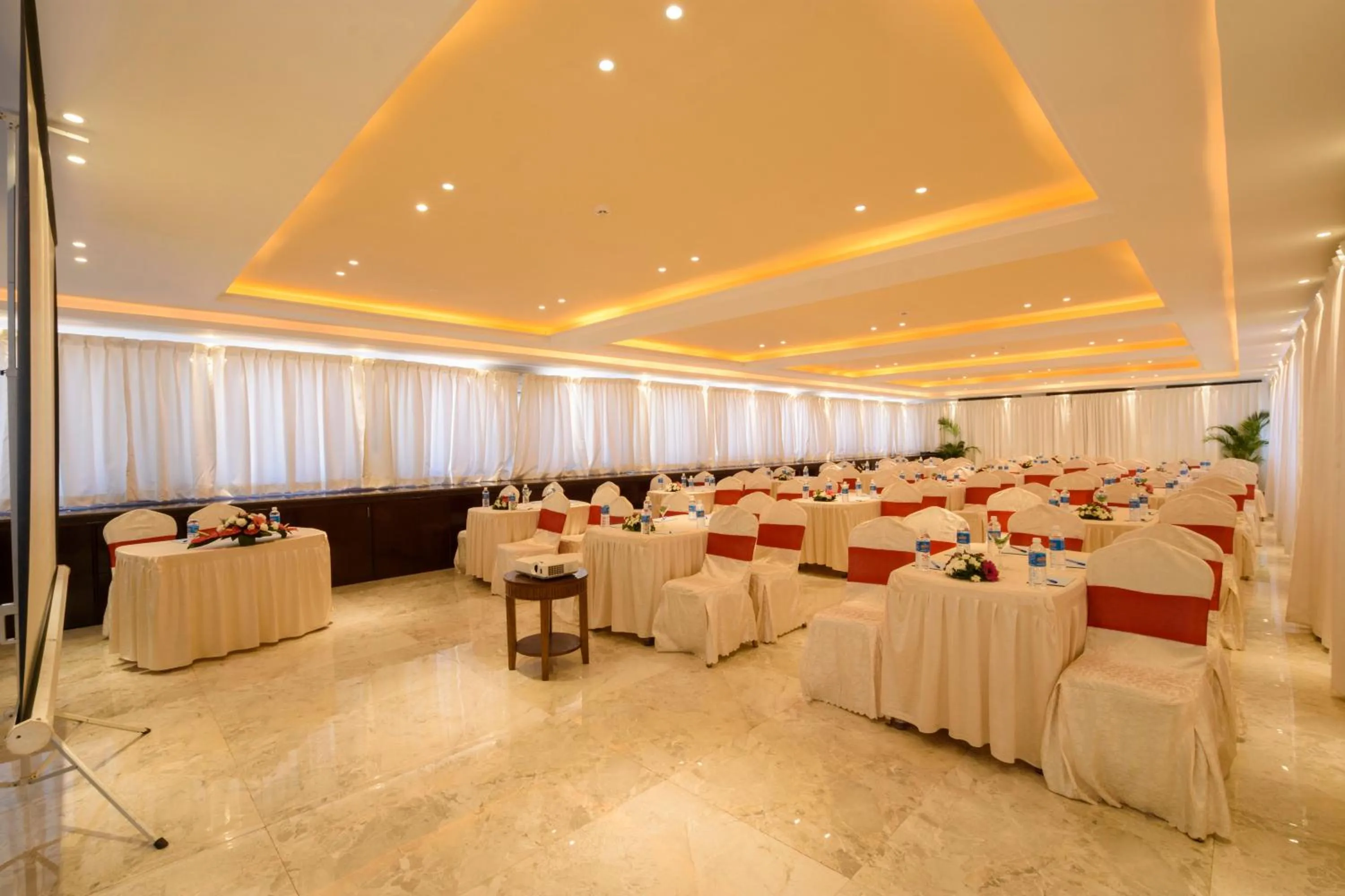 Banquet/Function facilities in De Alturas Resort