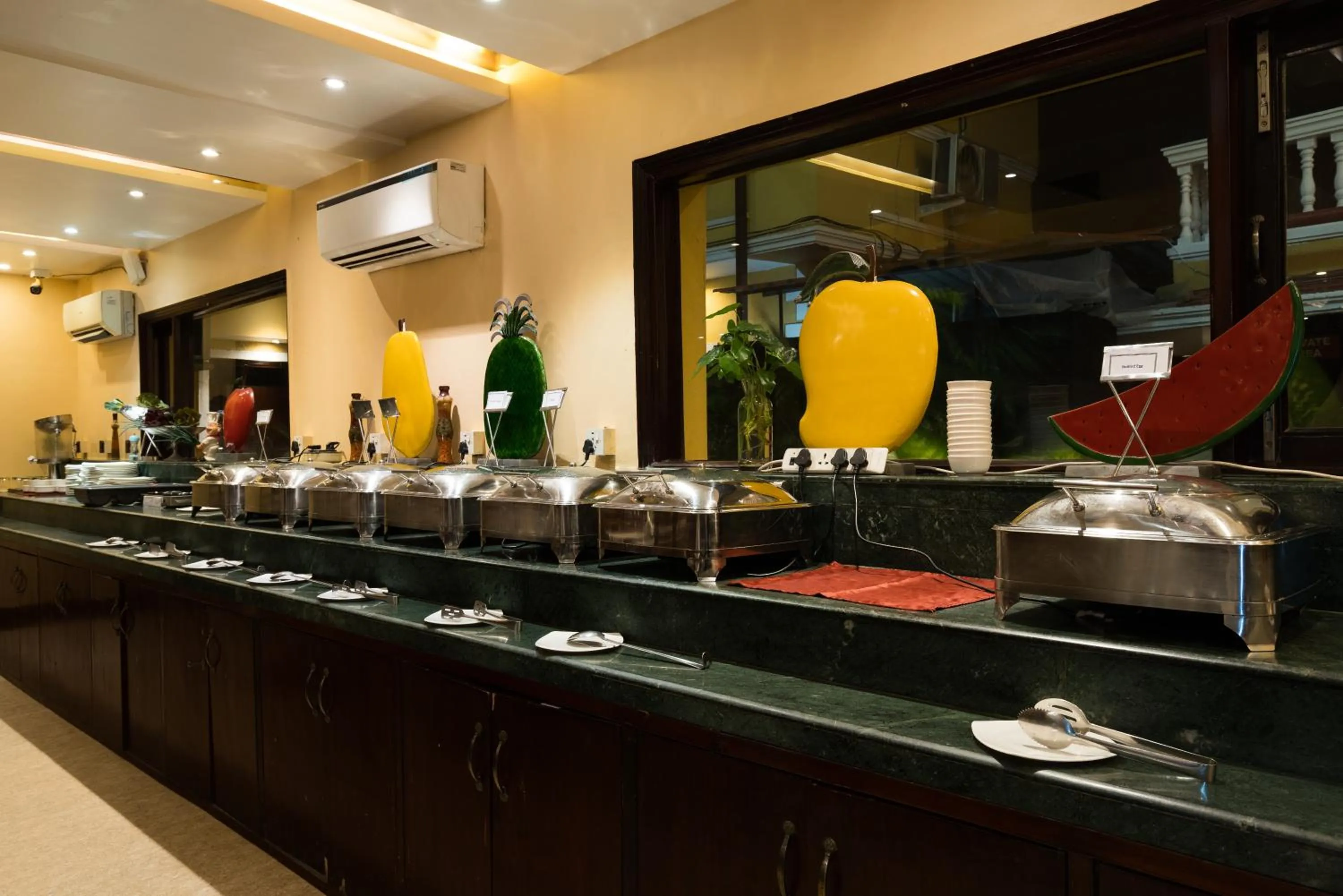 Buffet breakfast in De Alturas Resort