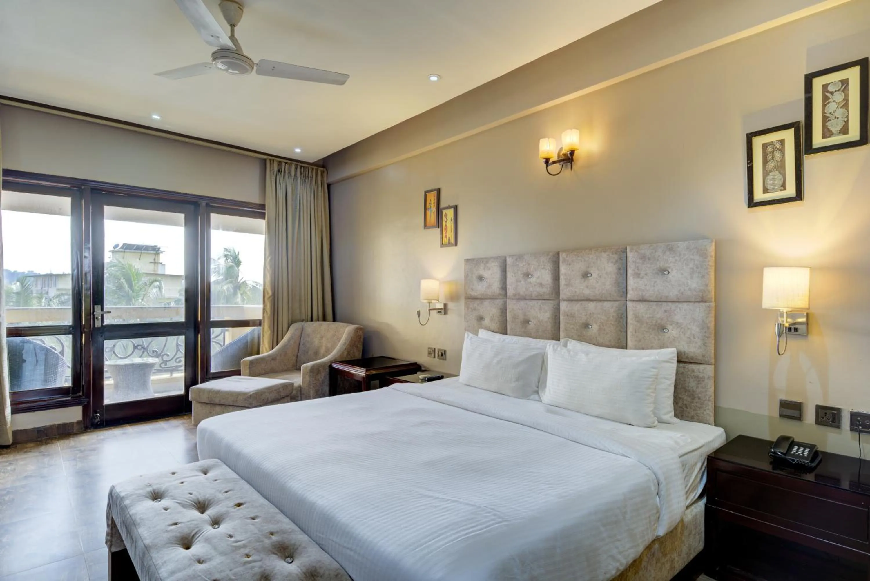 Bedroom, Bed in De Alturas Resort