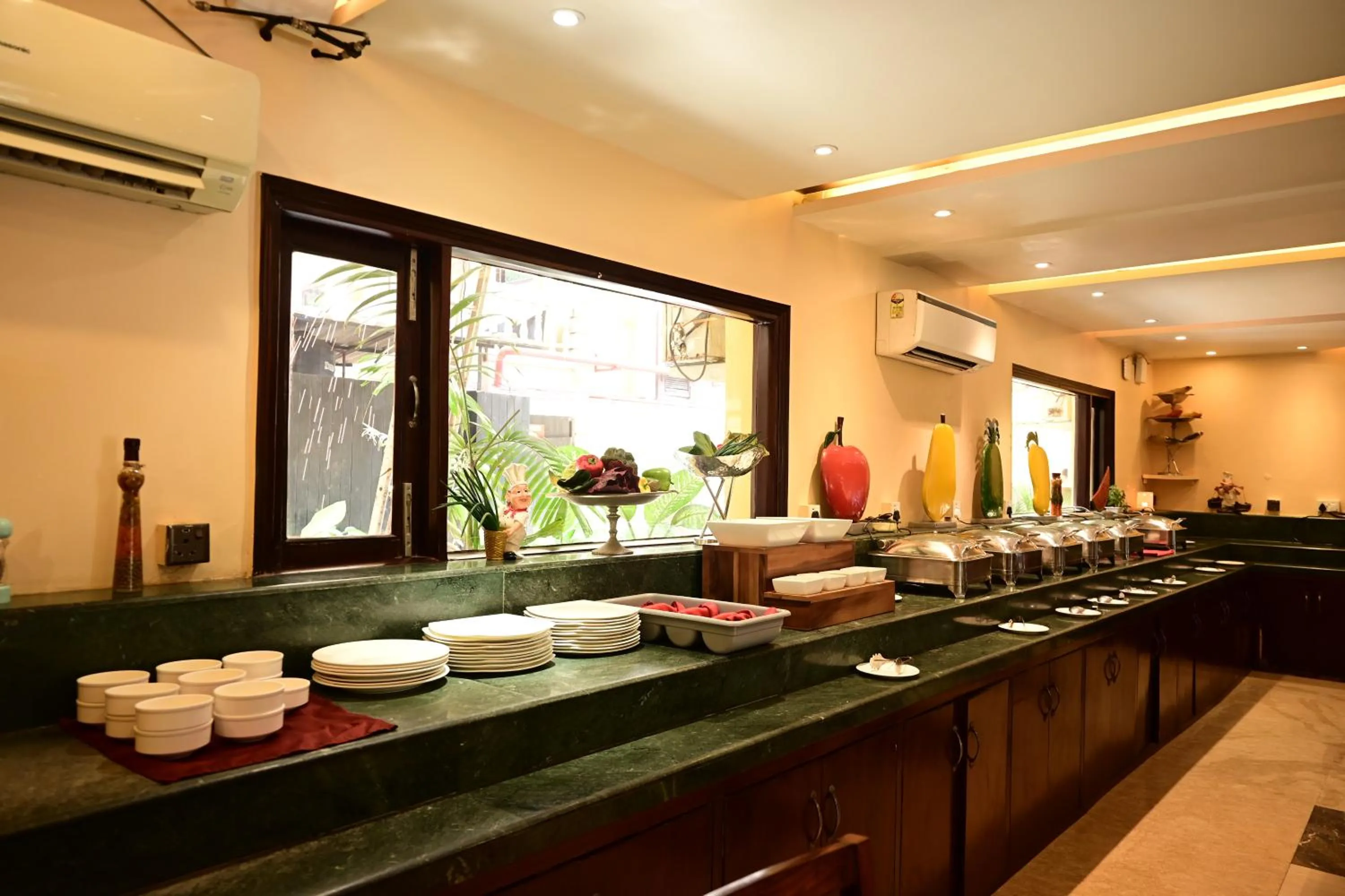 Buffet breakfast in De Alturas Resort