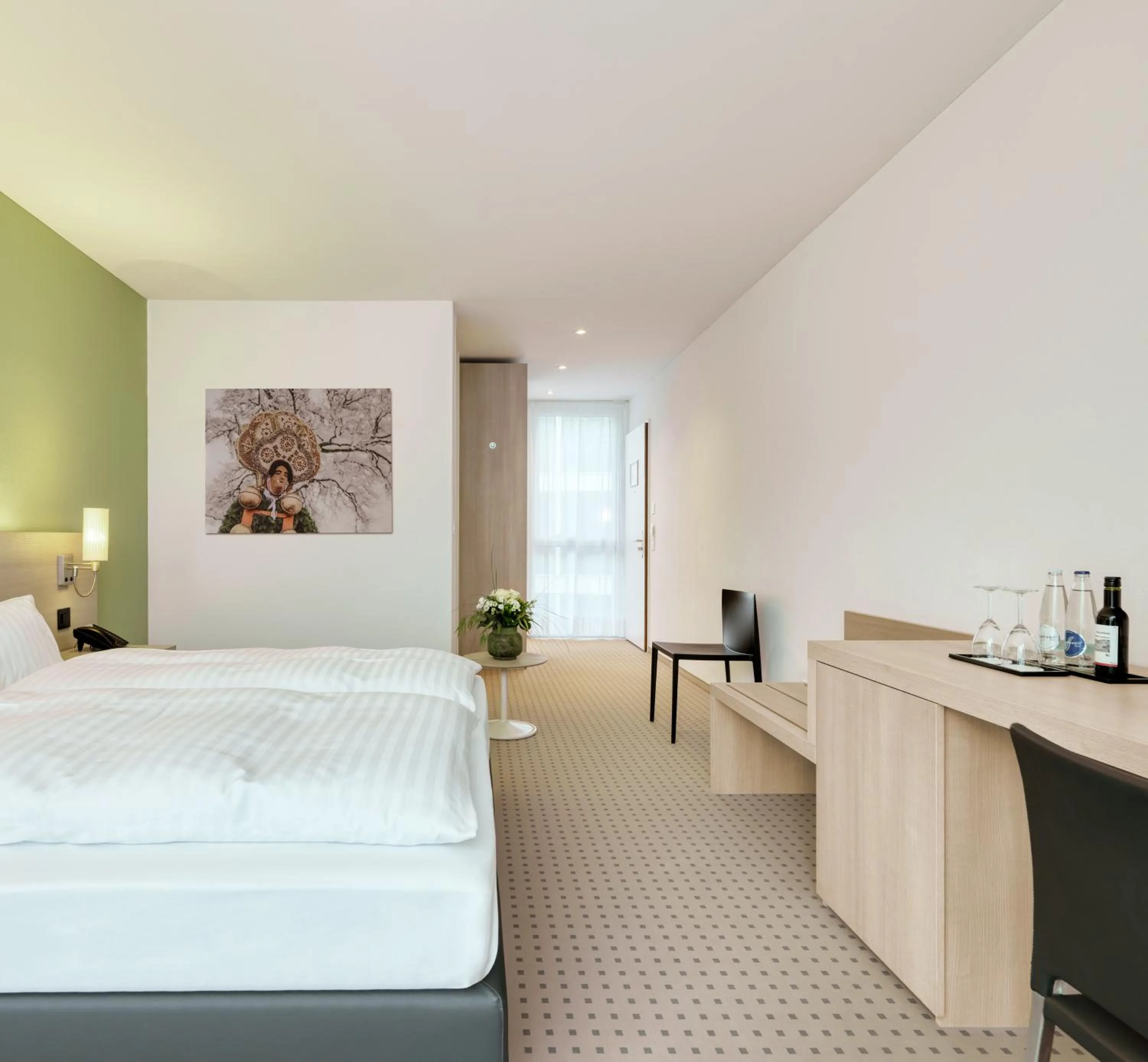 Photo of the whole room, Bed in Hotel Eastside (free parking garage)