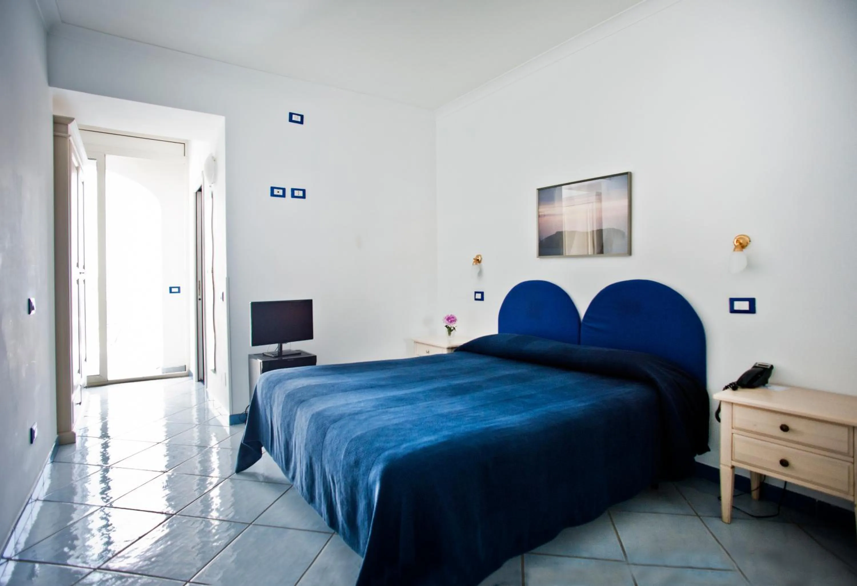 Photo of the whole room, Bed in Hotel Villa Iulia