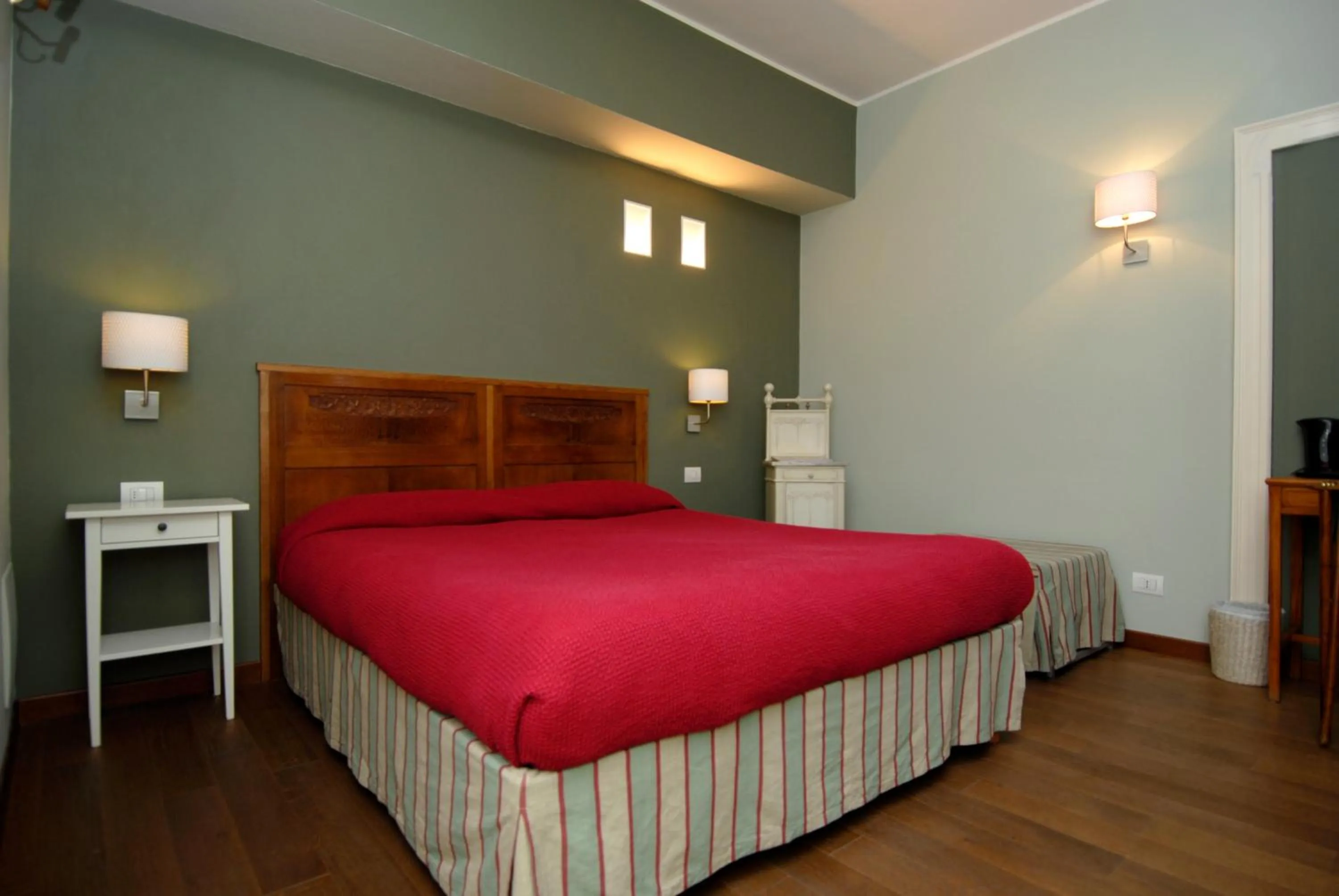 Photo of the whole room, Bed in B&B Residenza Cavour