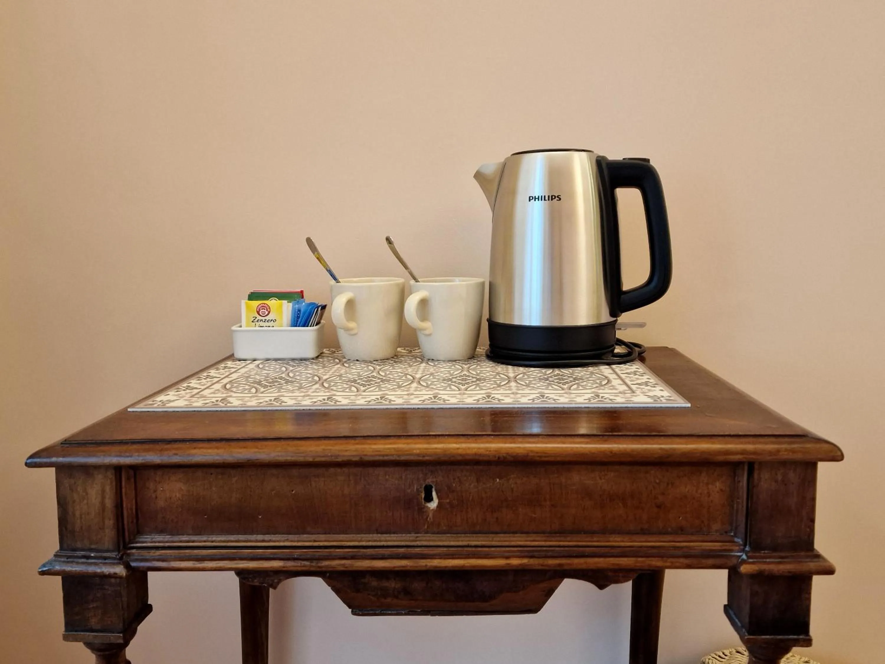 Coffee/tea facilities in B&B Residenza Cavour