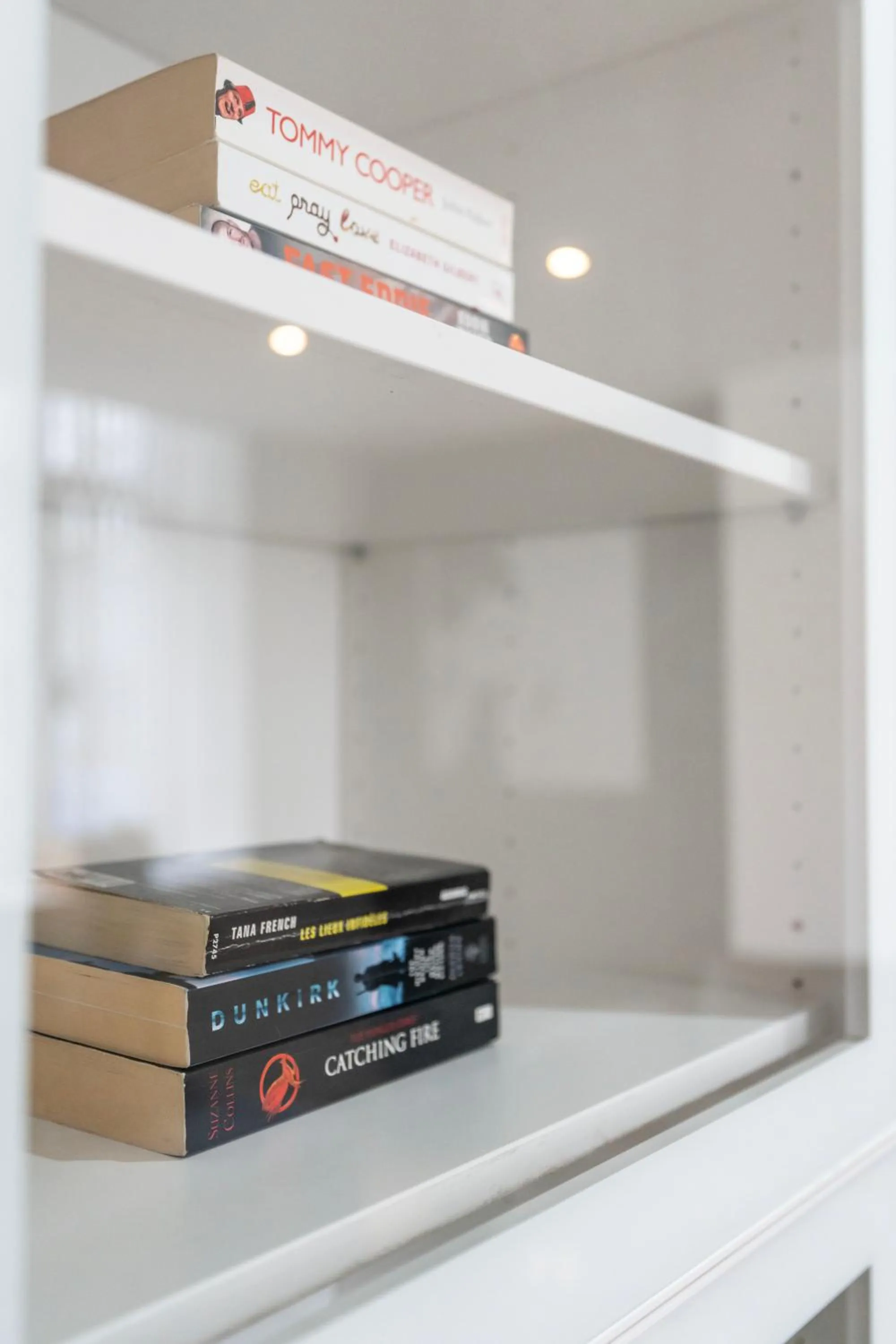 hair dresser in Shoreditch Apartments by DC London Rooms