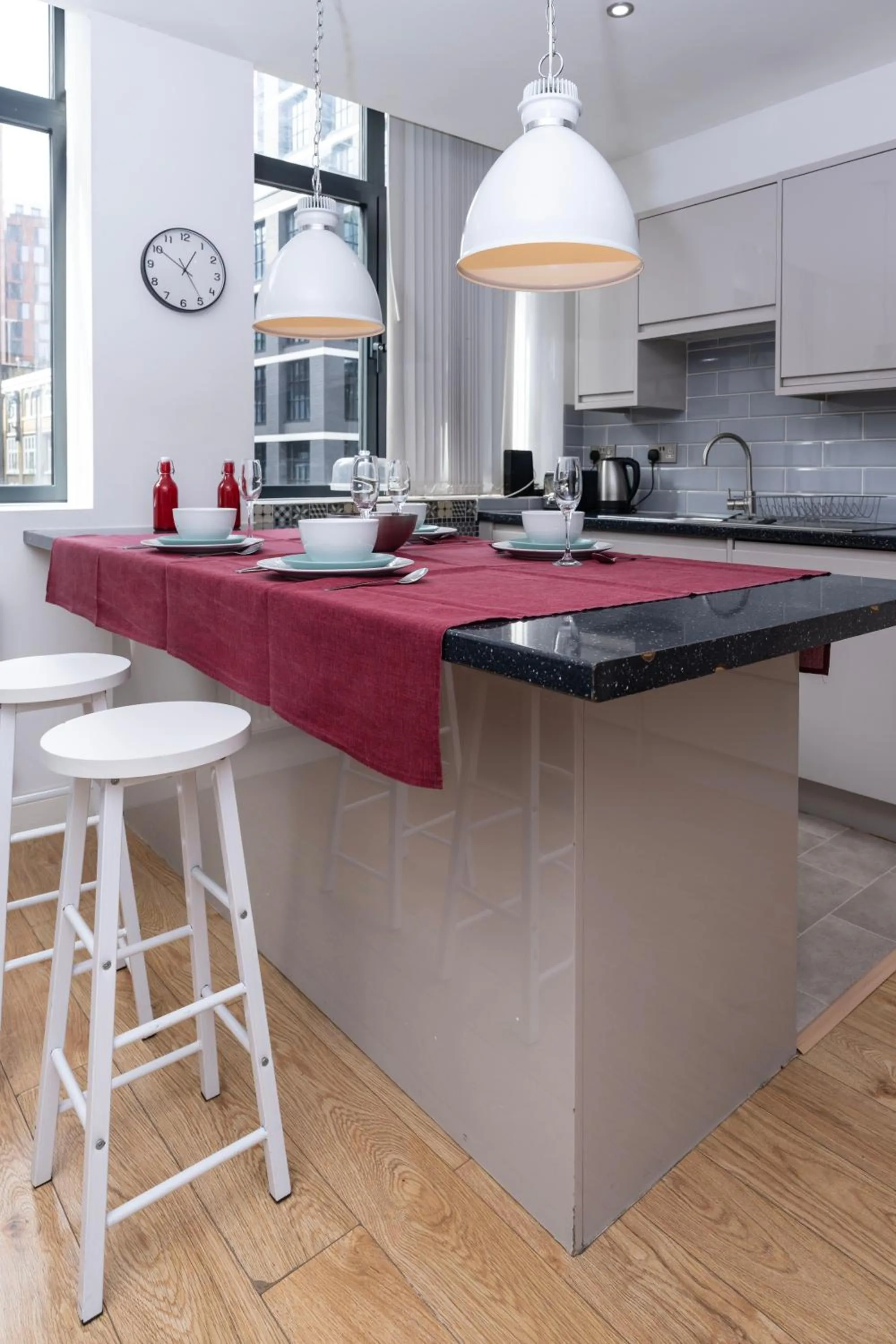Kitchen or kitchenette in Shoreditch Apartments by DC London Rooms