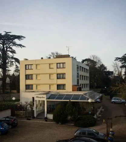 Property Building in Promotel