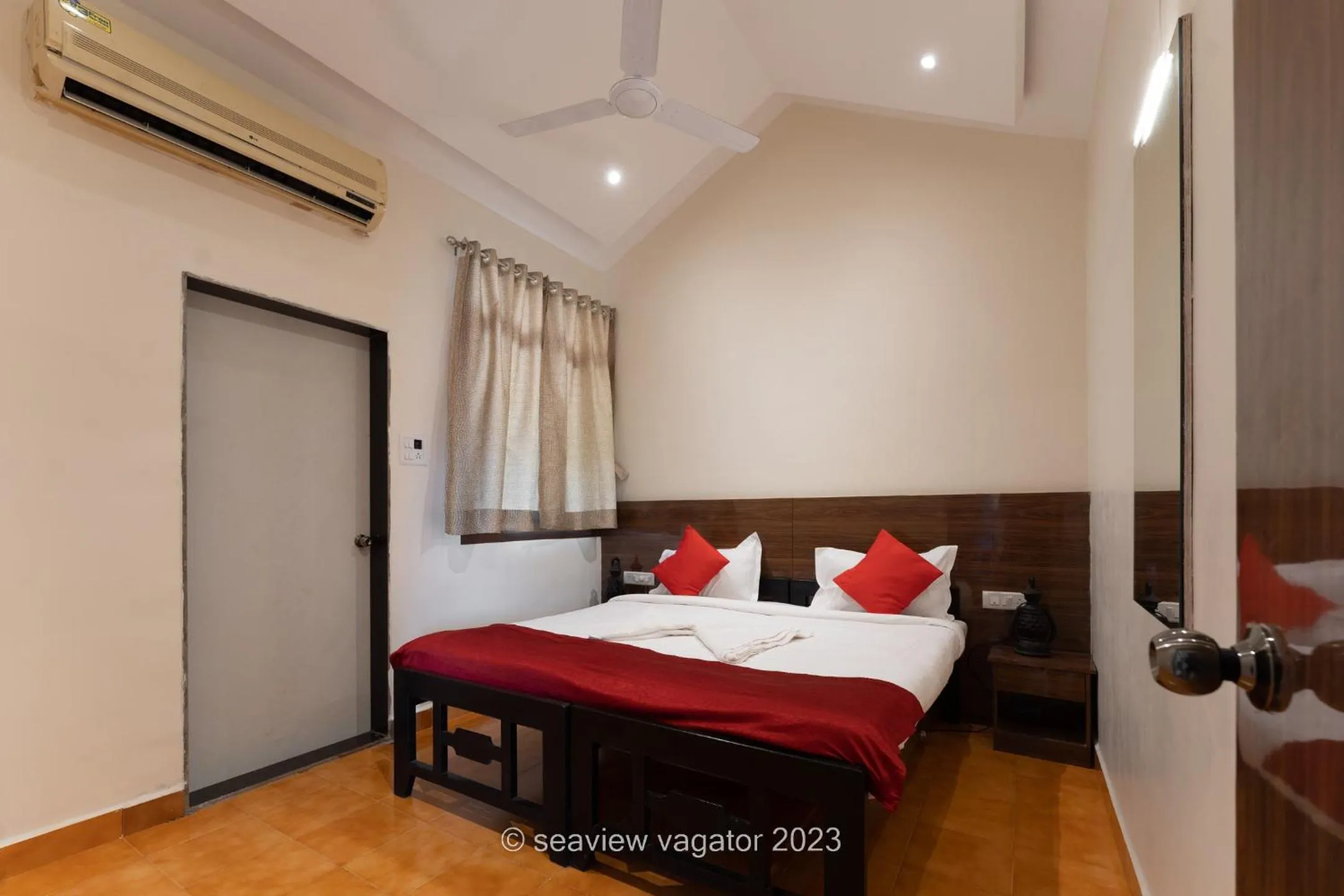 Bed in Sea View Holiday Vagator