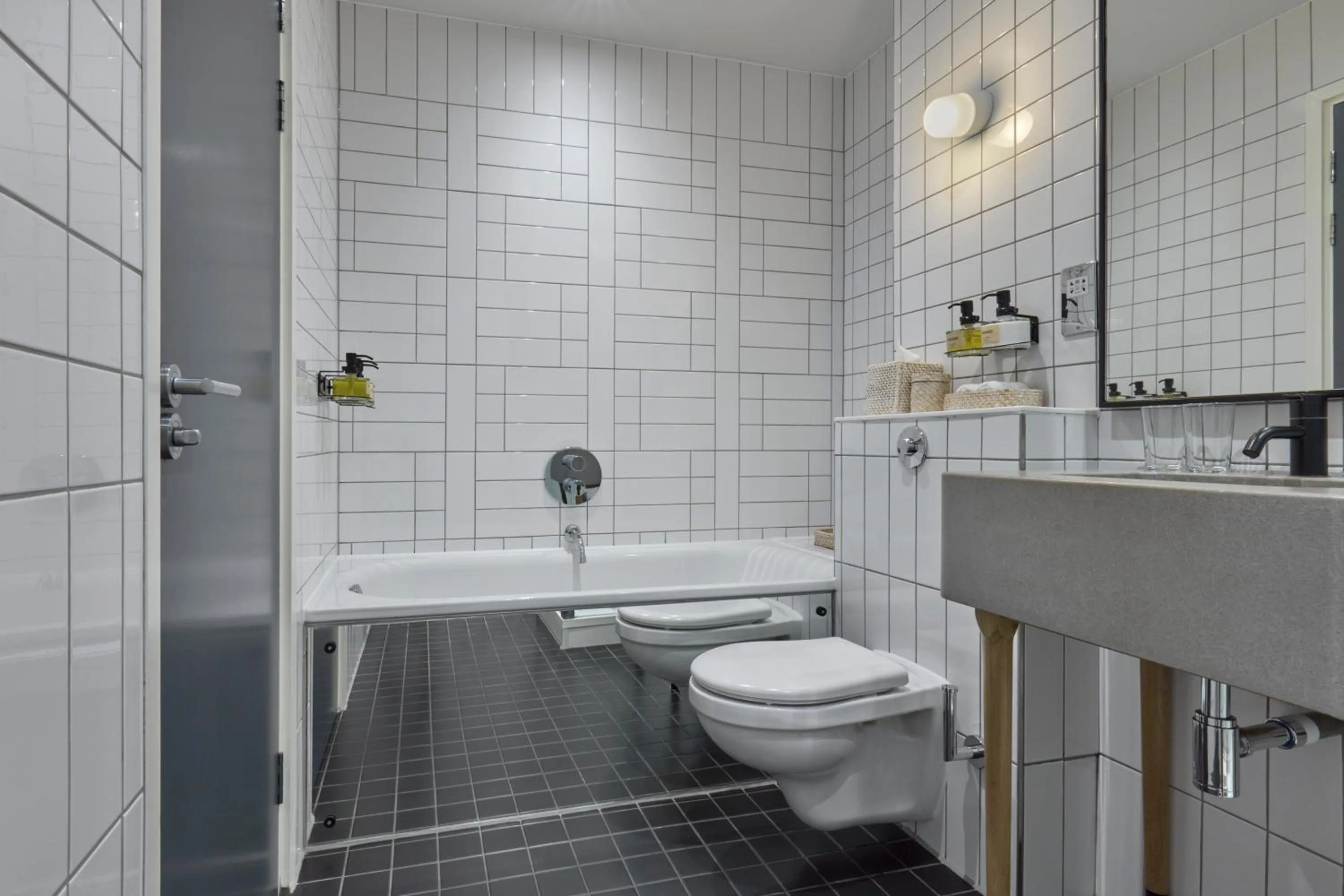 Bathroom in One Hundred Shoreditch