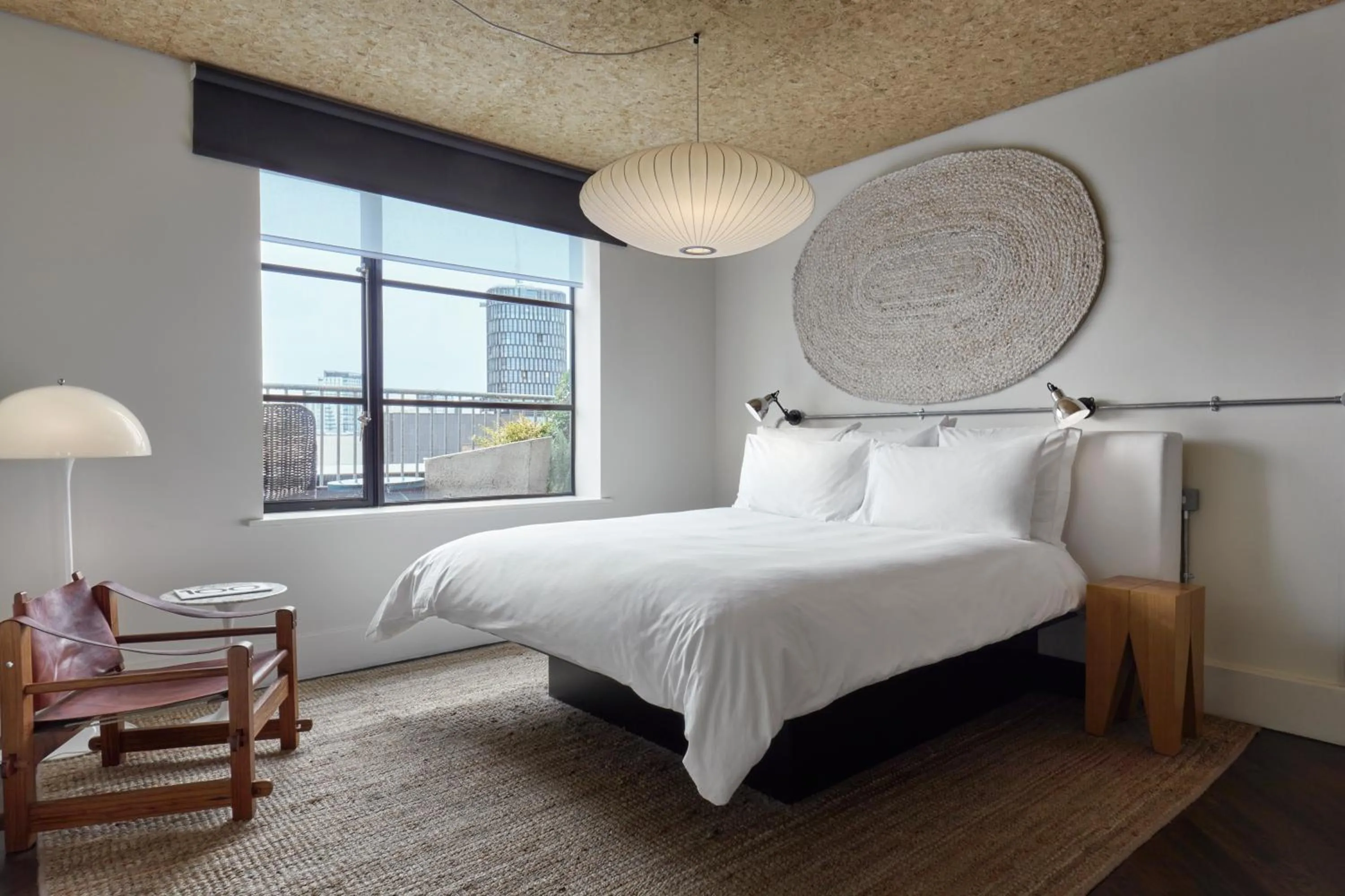 Bedroom, Bed in One Hundred Shoreditch