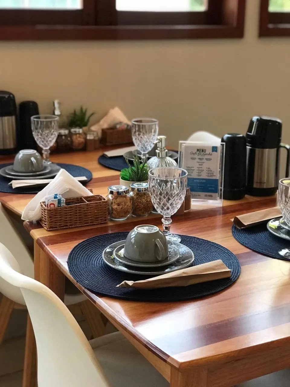 Restaurant/places to eat in Pousada da Mana