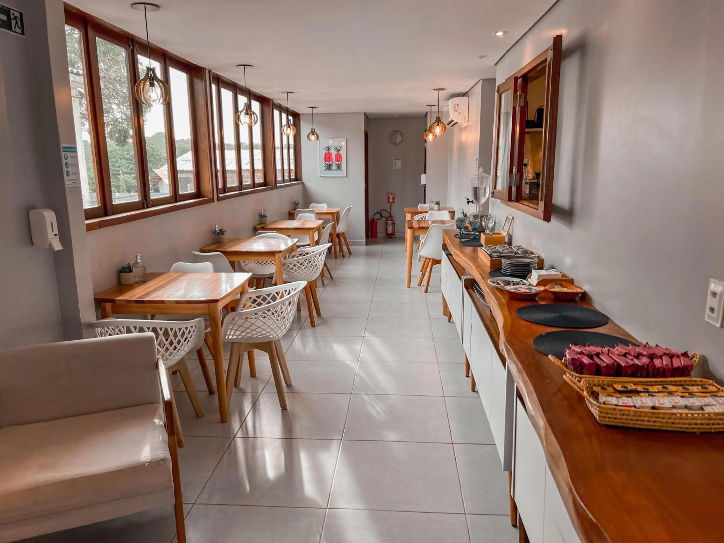 Restaurant/places to eat in Pousada da Mana