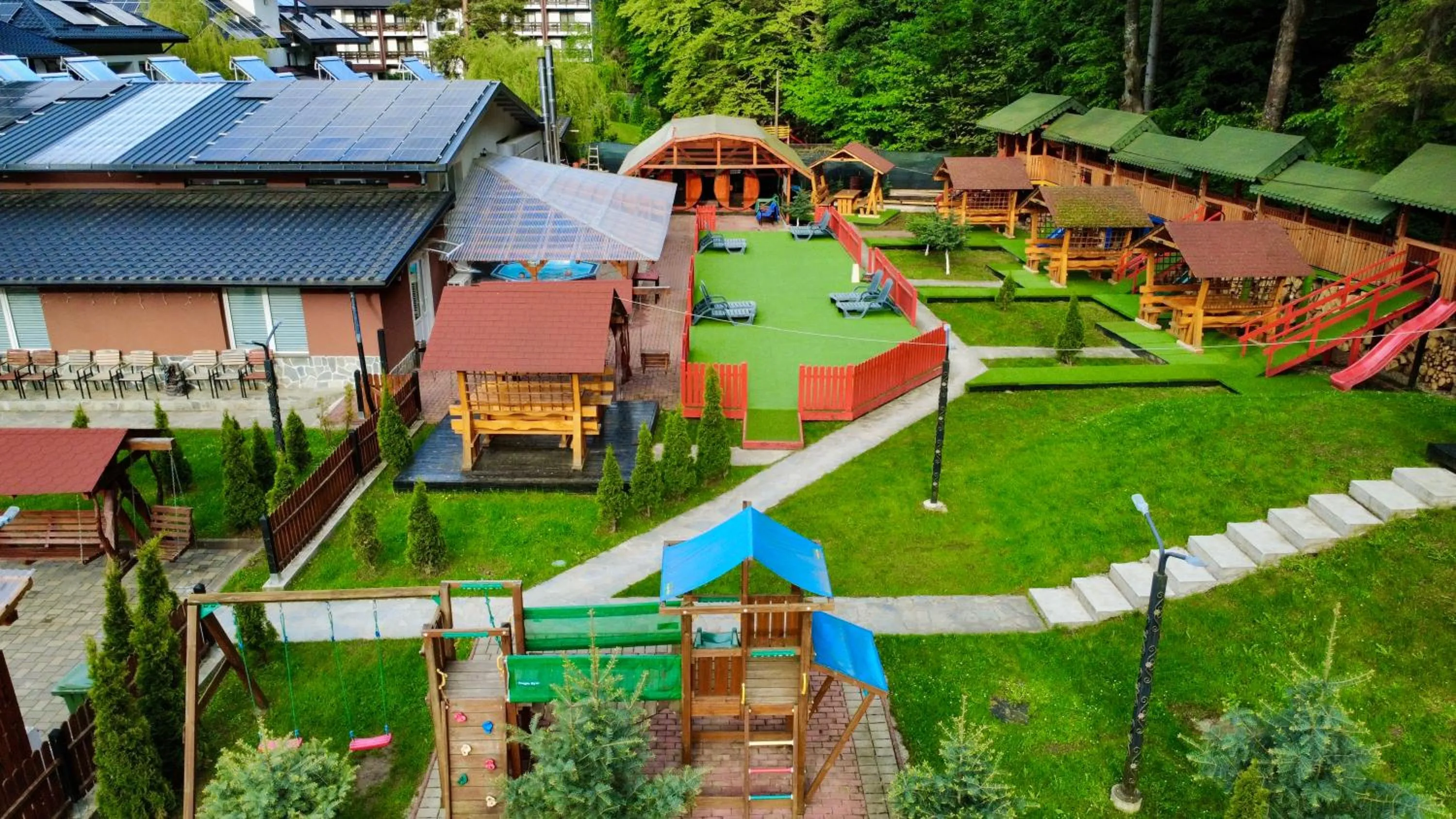 Spring in Cabana Sura Getilor Arinis