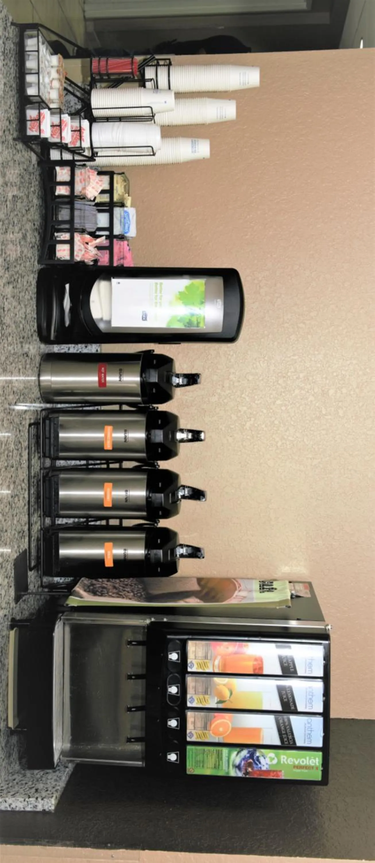 Continental breakfast in Microtel Inn & Suites by Wyndham Jacksonville Airport