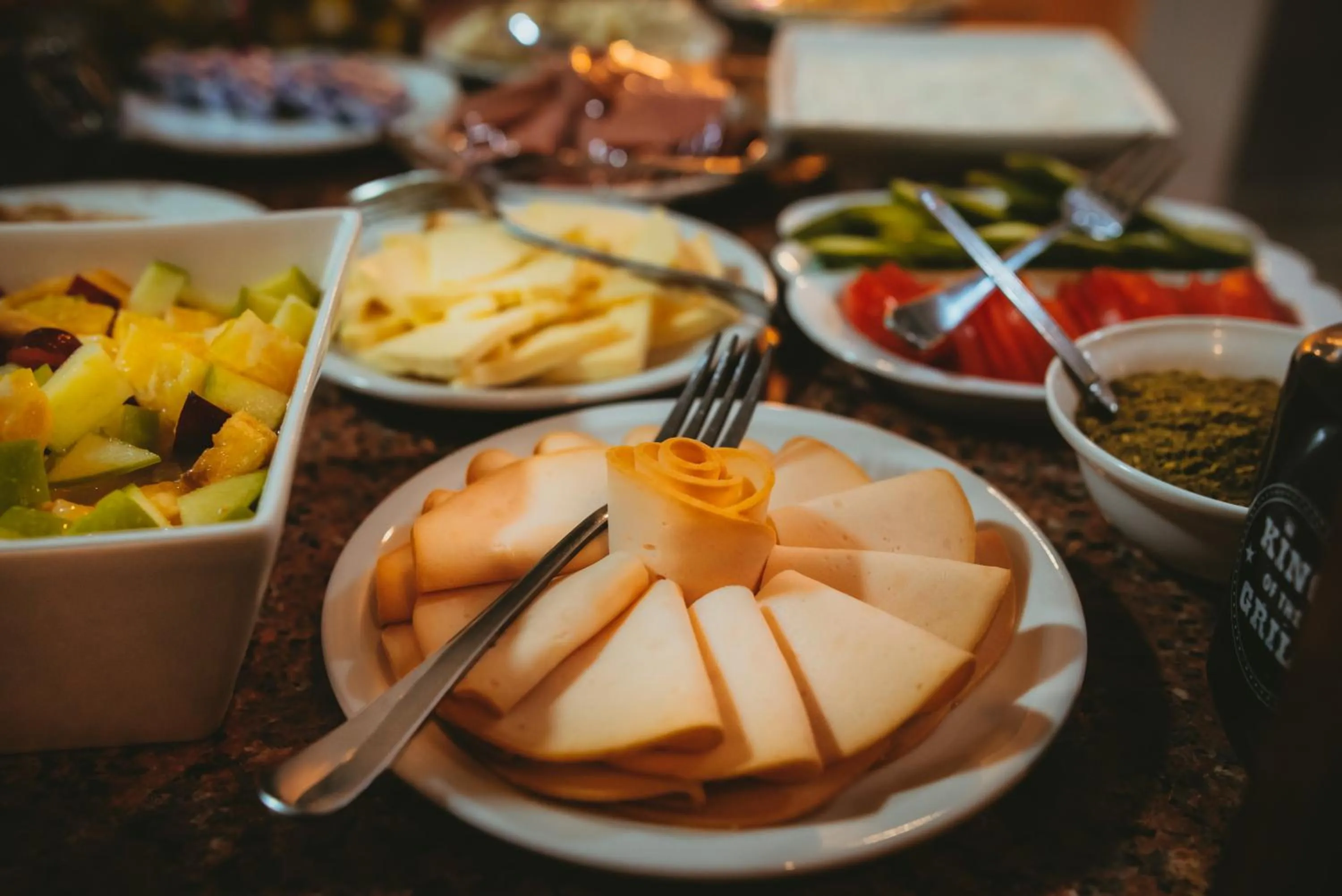 Restaurant/places to eat in Over Mountains Hotel