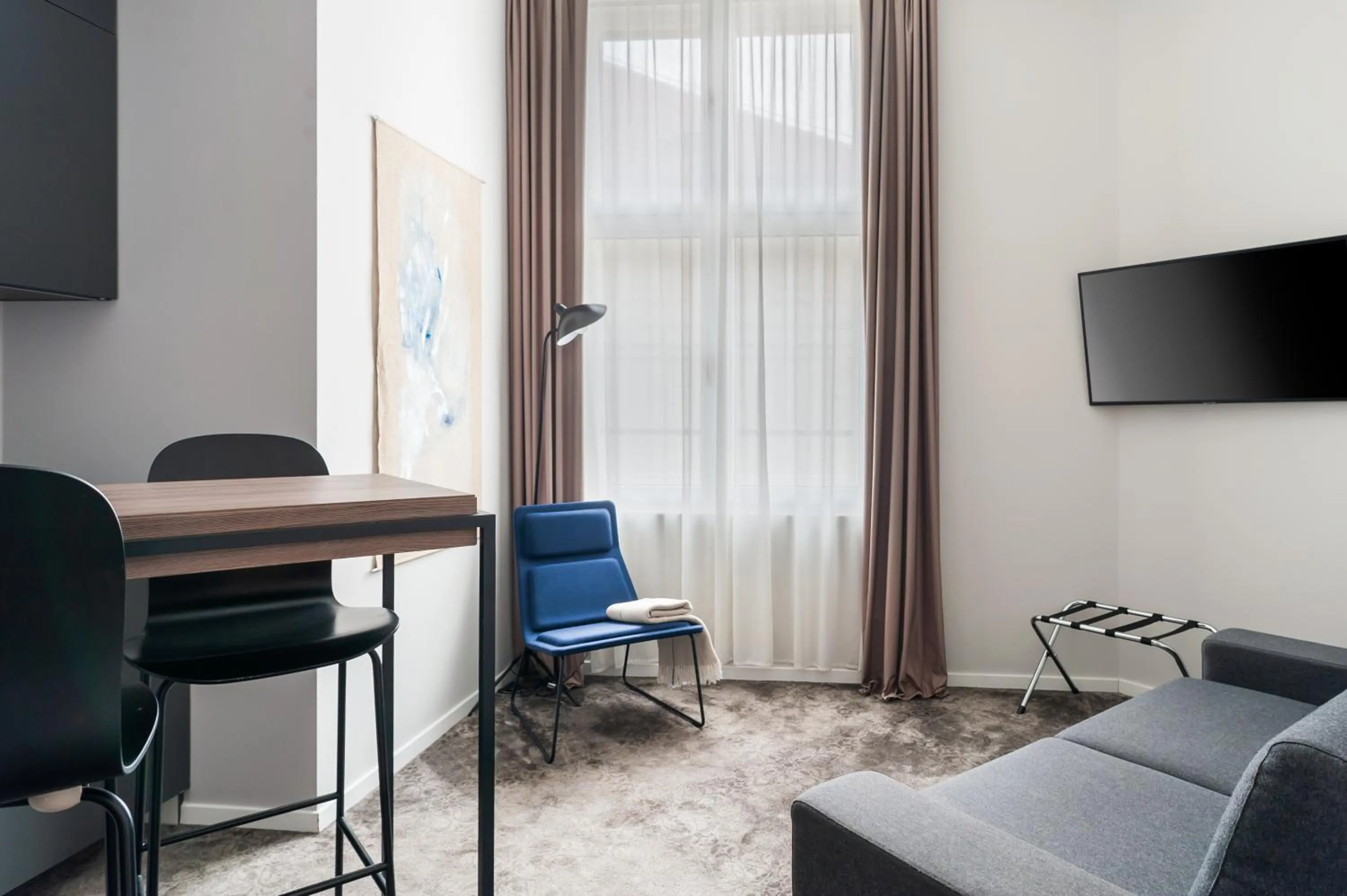 TV and multimedia in MANDA Heritage Hotel