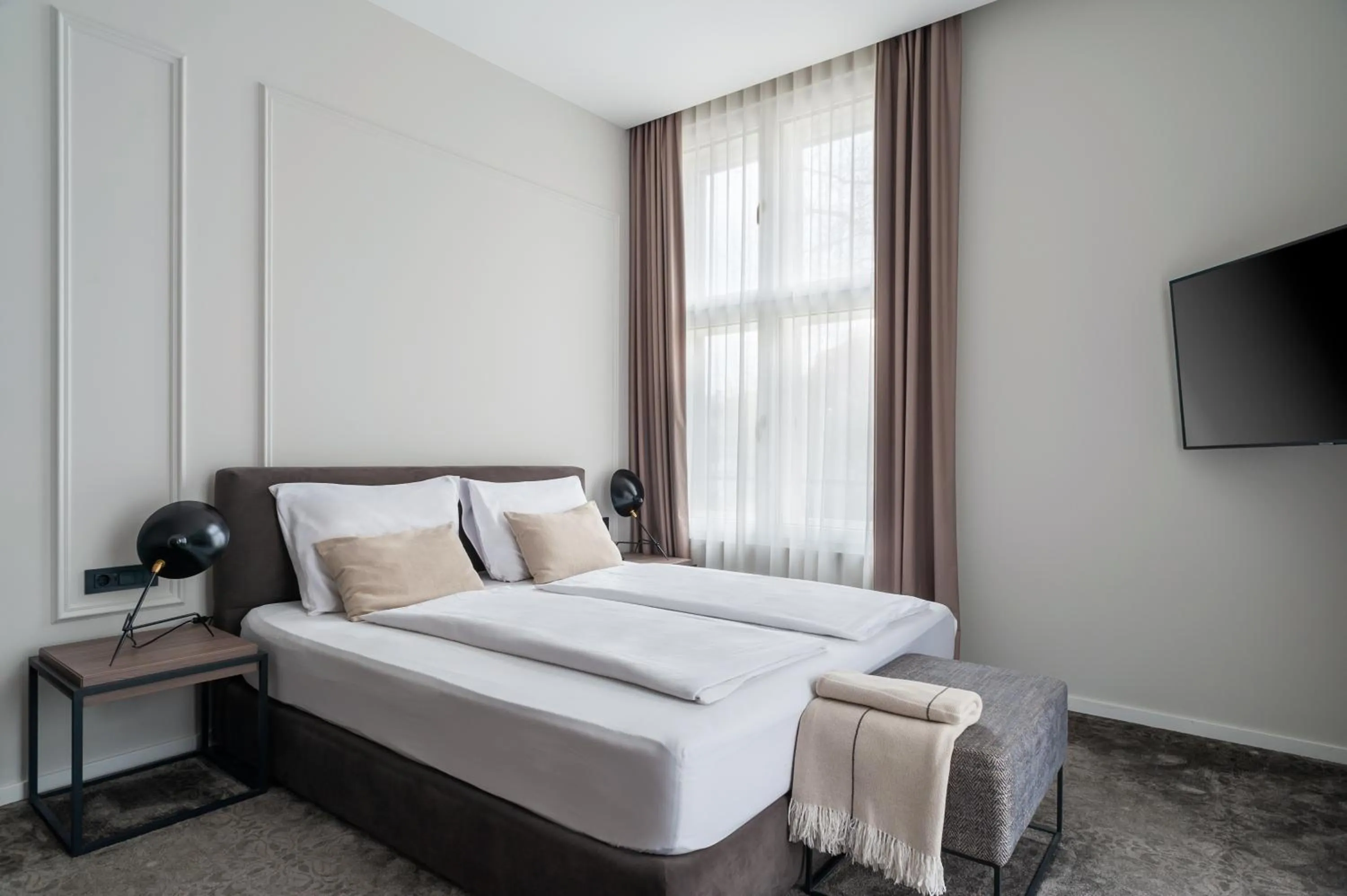 Bed in MANDA Heritage Hotel