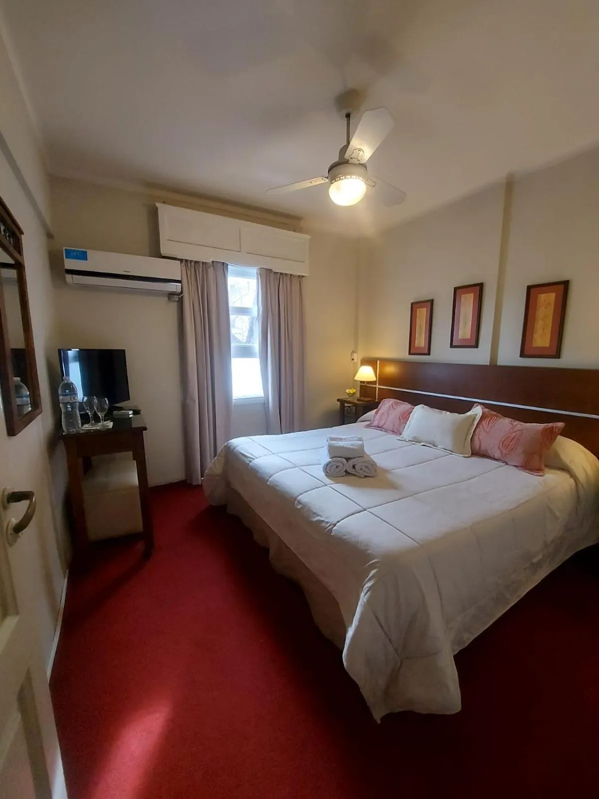 Bed in Hotel Ariosto