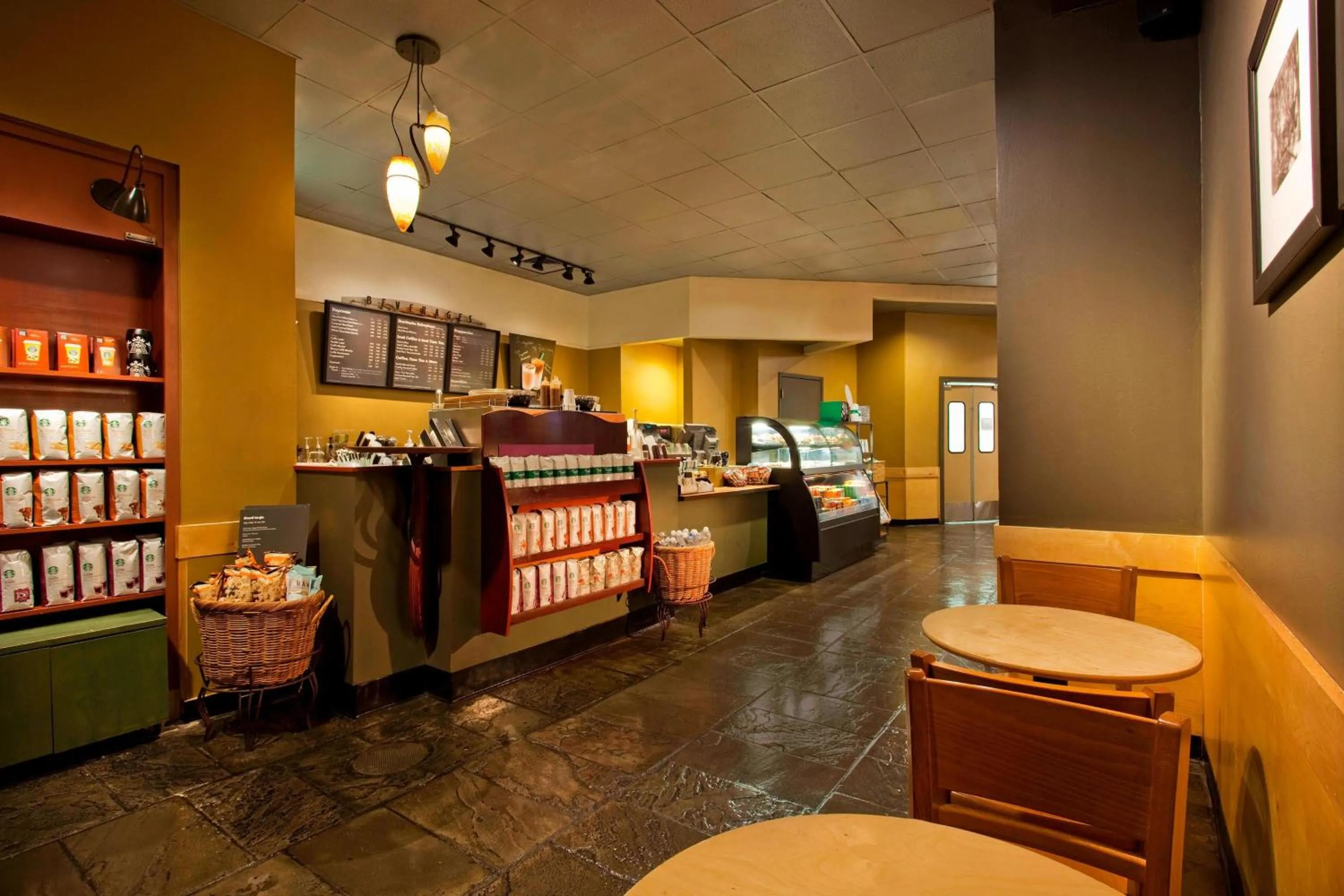 Restaurant/places to eat in Sheraton New Orleans Hotel