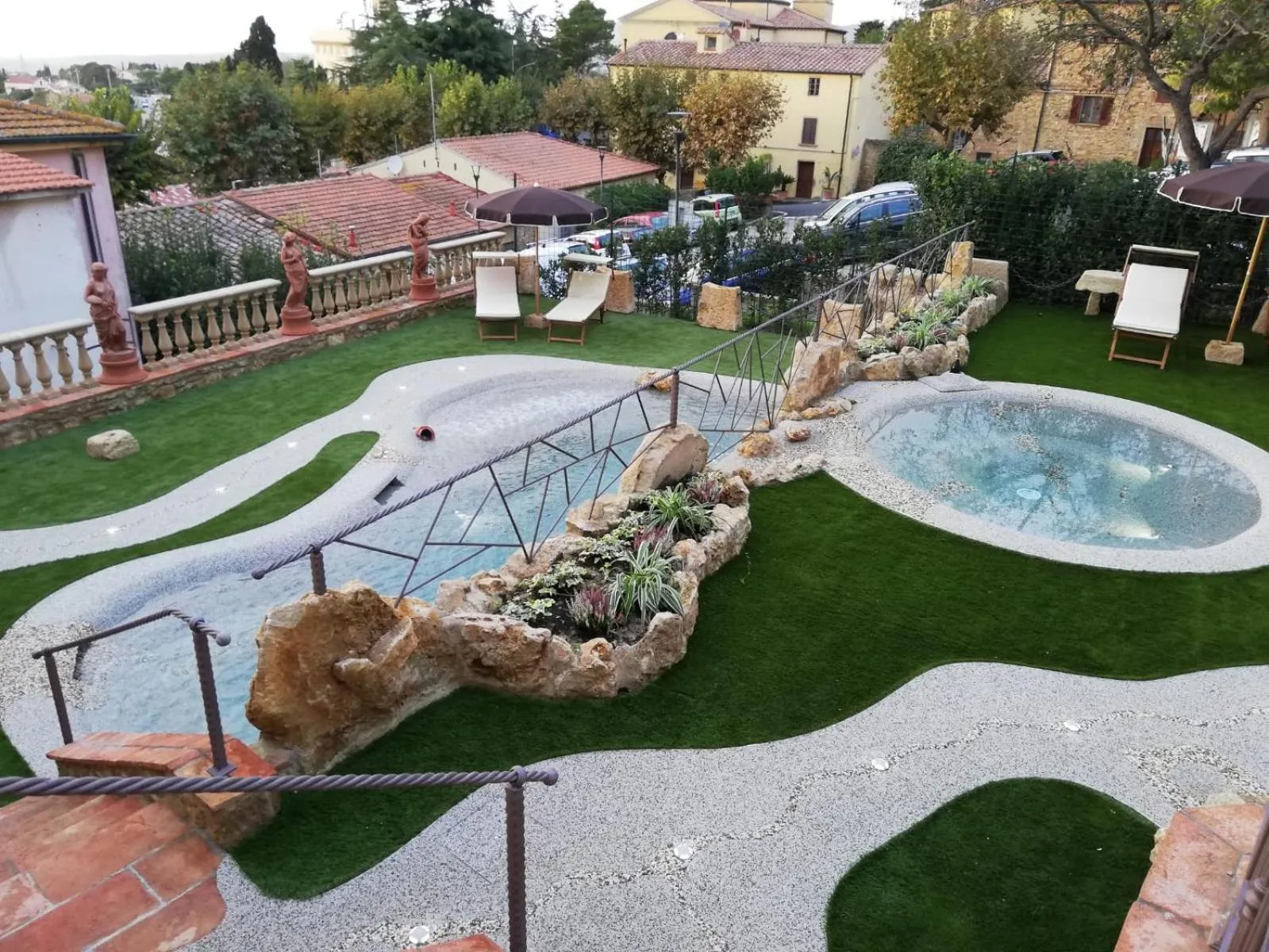 Garden view in B&B Il Sogno del Pinzagrilli