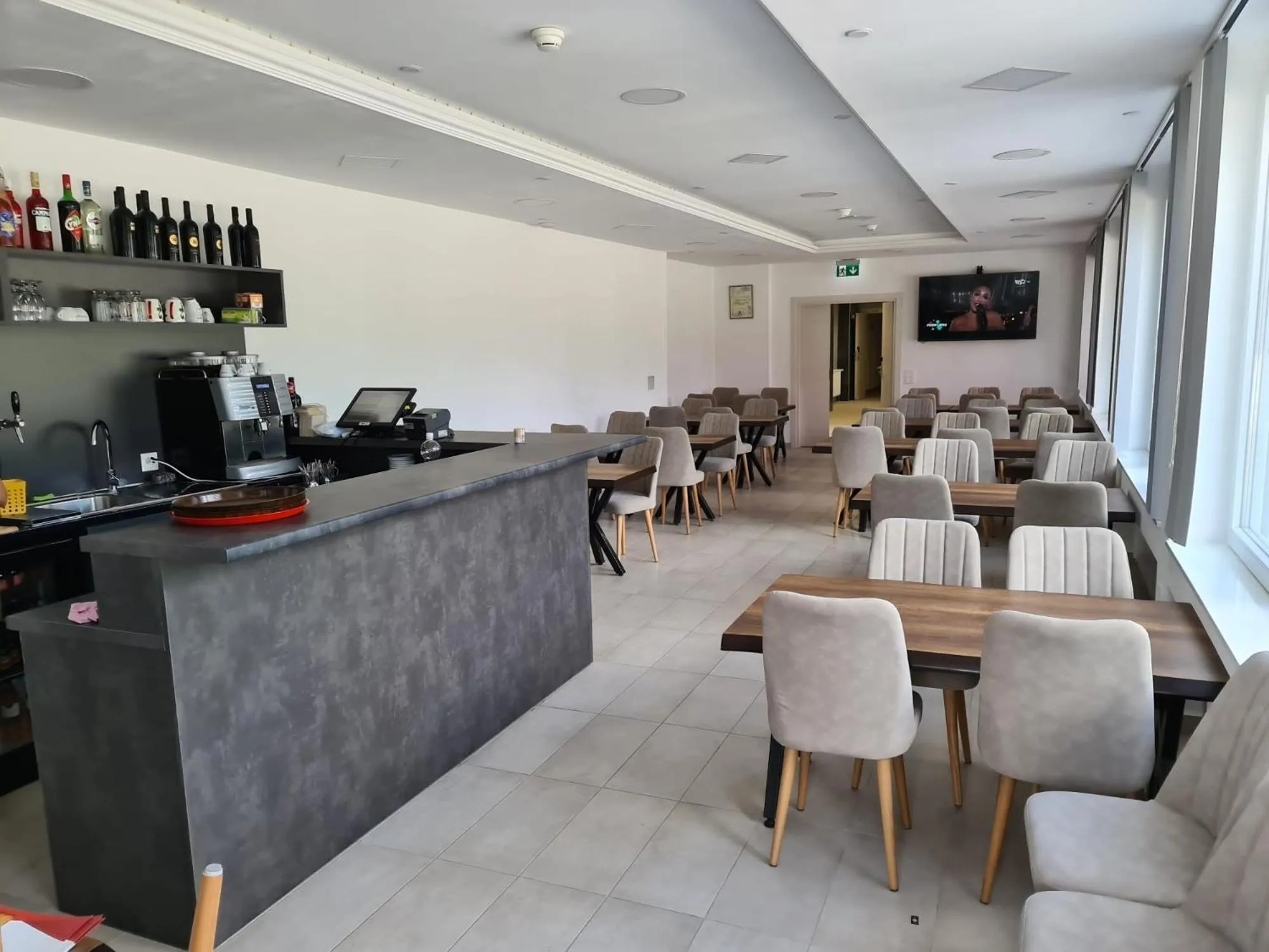 Breakfast in Helvetia