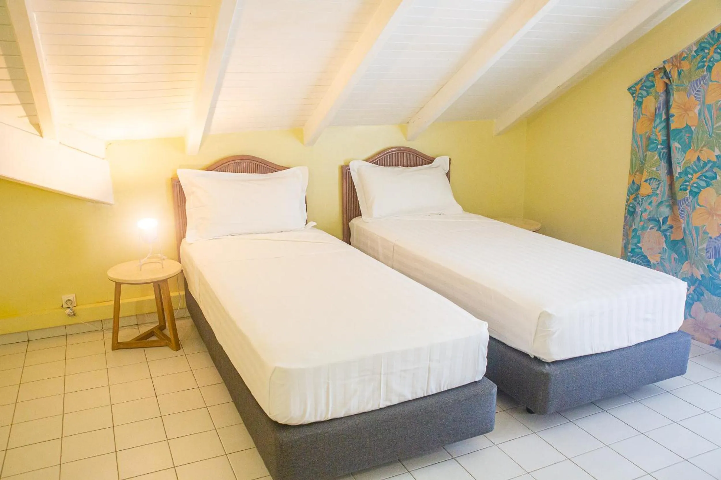 Bed in Résidence Le Vallon Guadeloupe Parc Piscine Appartements & Studios