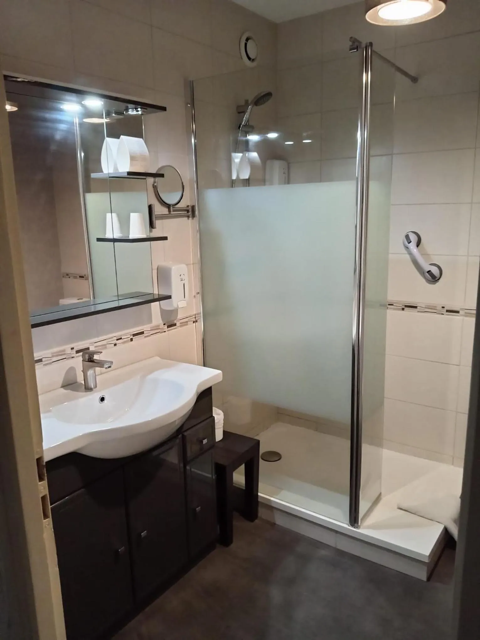 Hôtel Le Lyon Vert Commentry