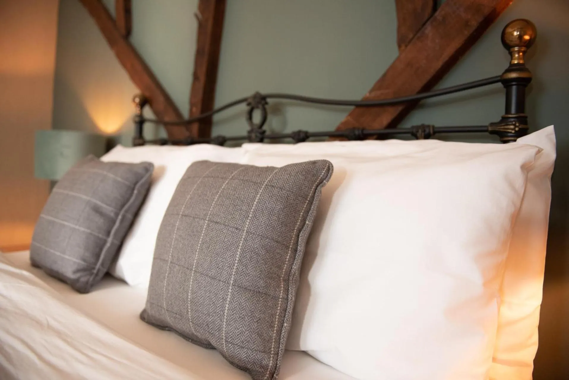 Bedroom, Bed in The Talkhouse