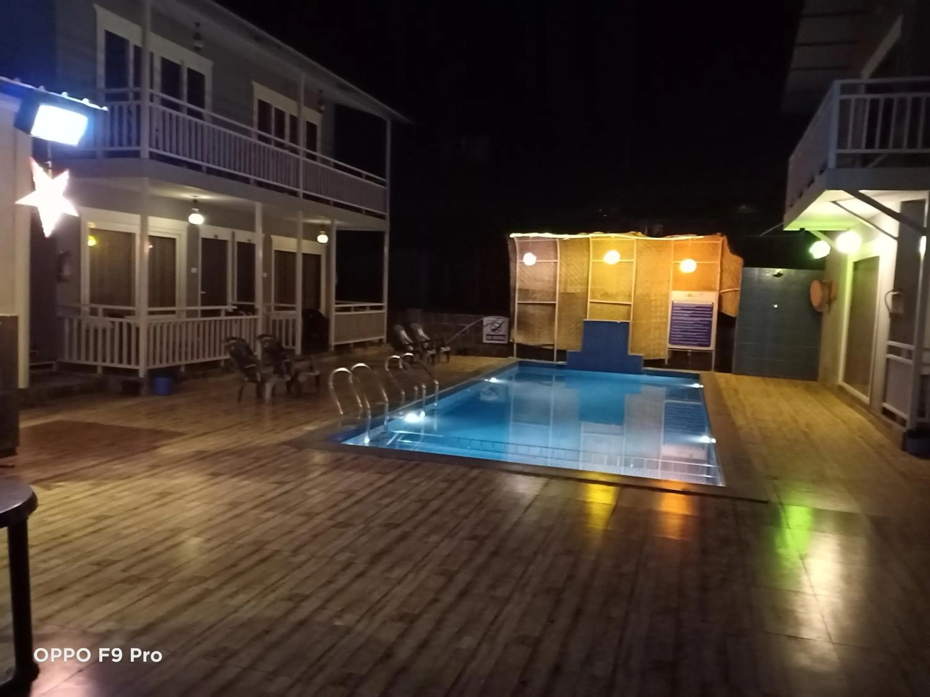 Swimming pool in Sea Shell Beach Cottages & Suites