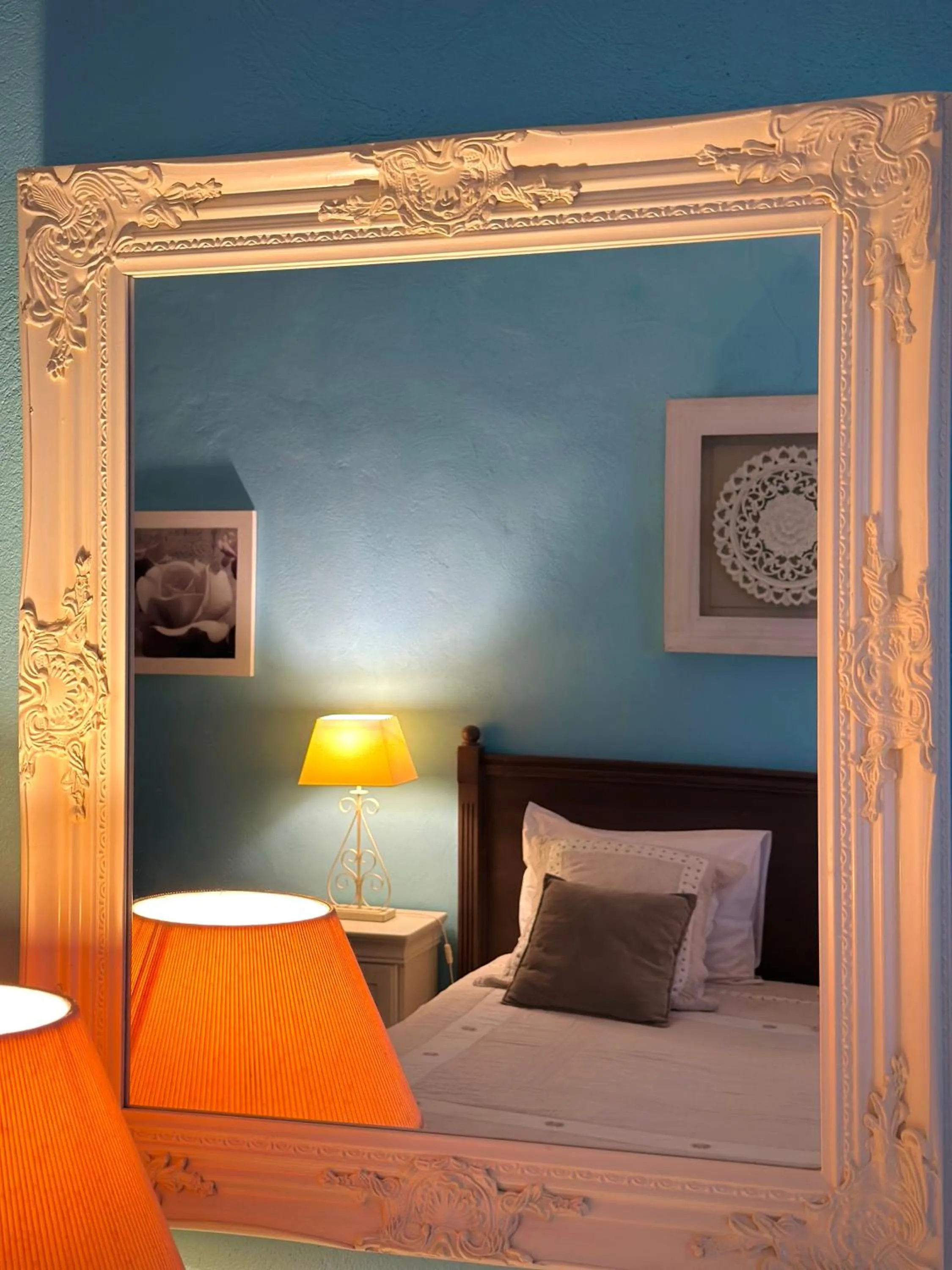 Decorative detail, Bed in Lacanepière